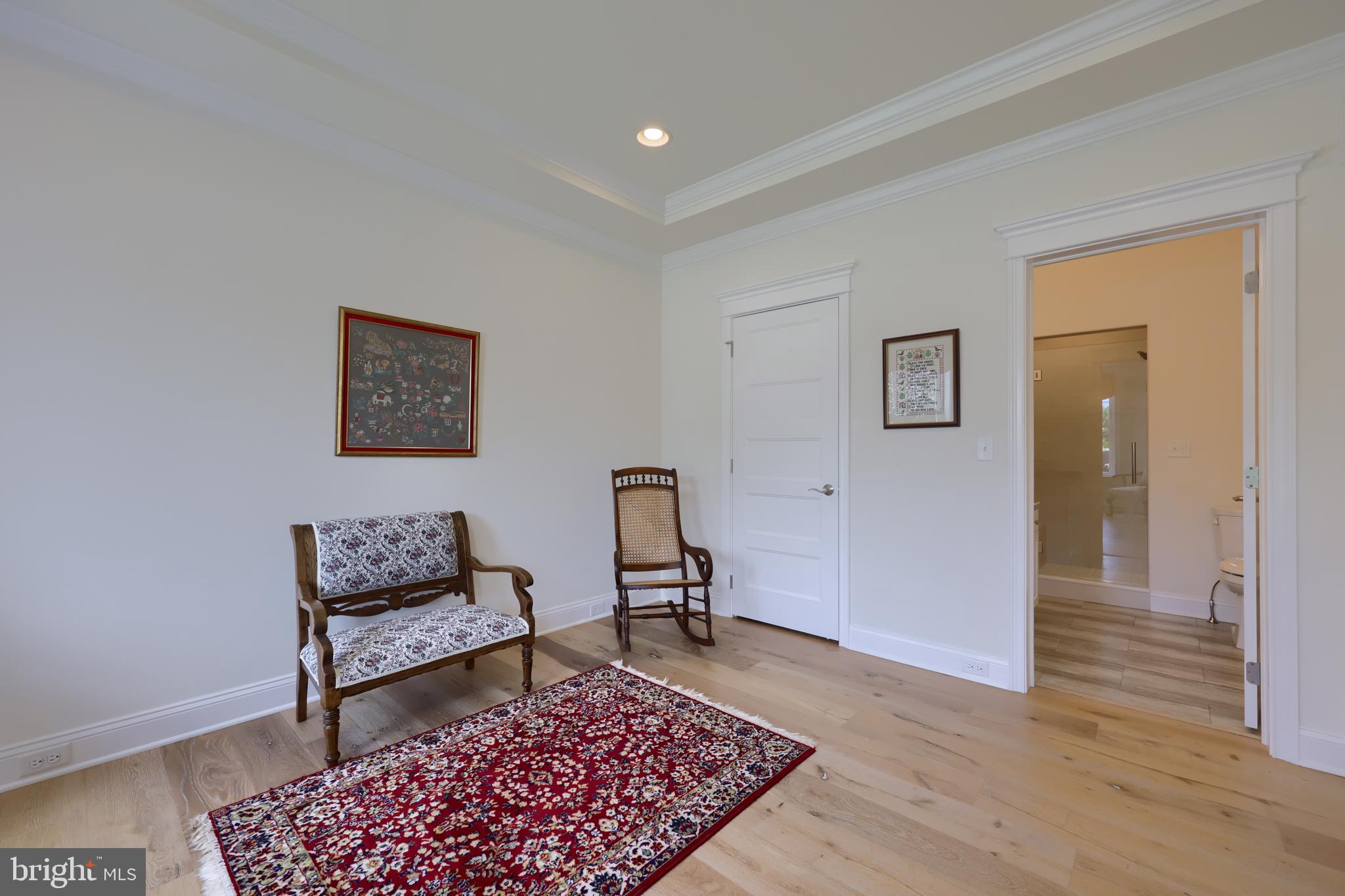 HAYDN MANOR - Residential