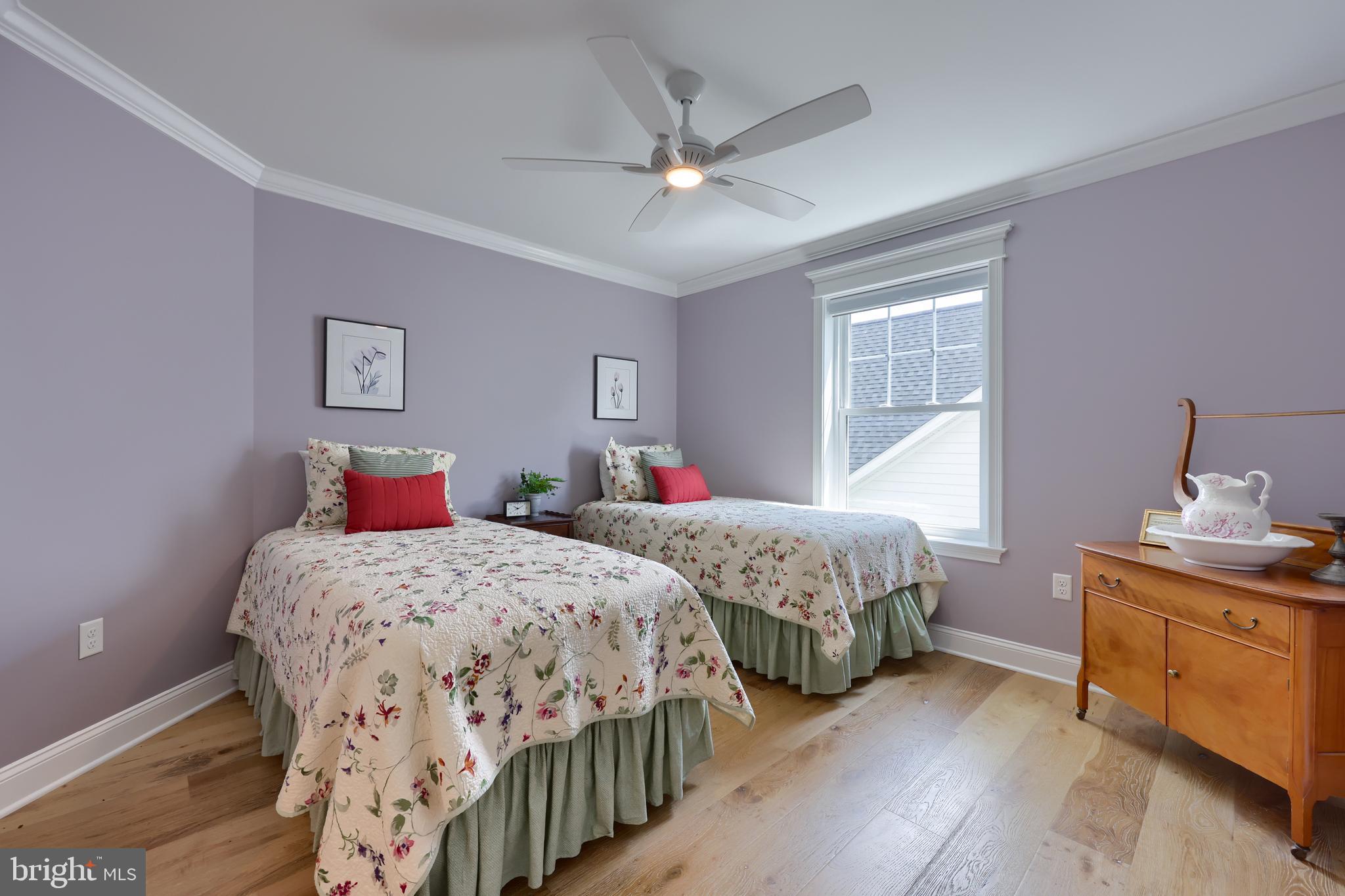 HAYDN MANOR - Residential