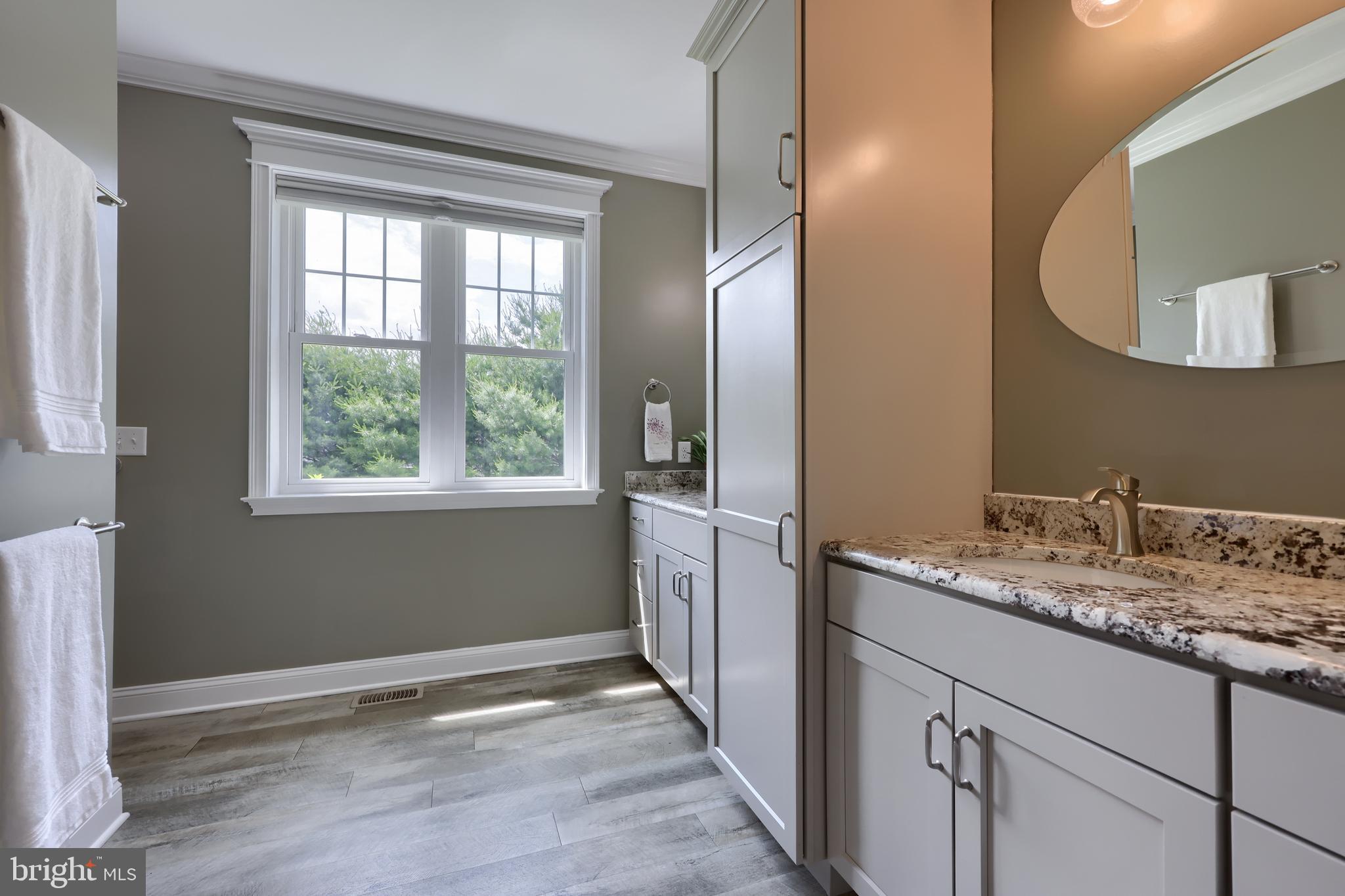 HAYDN MANOR - Residential