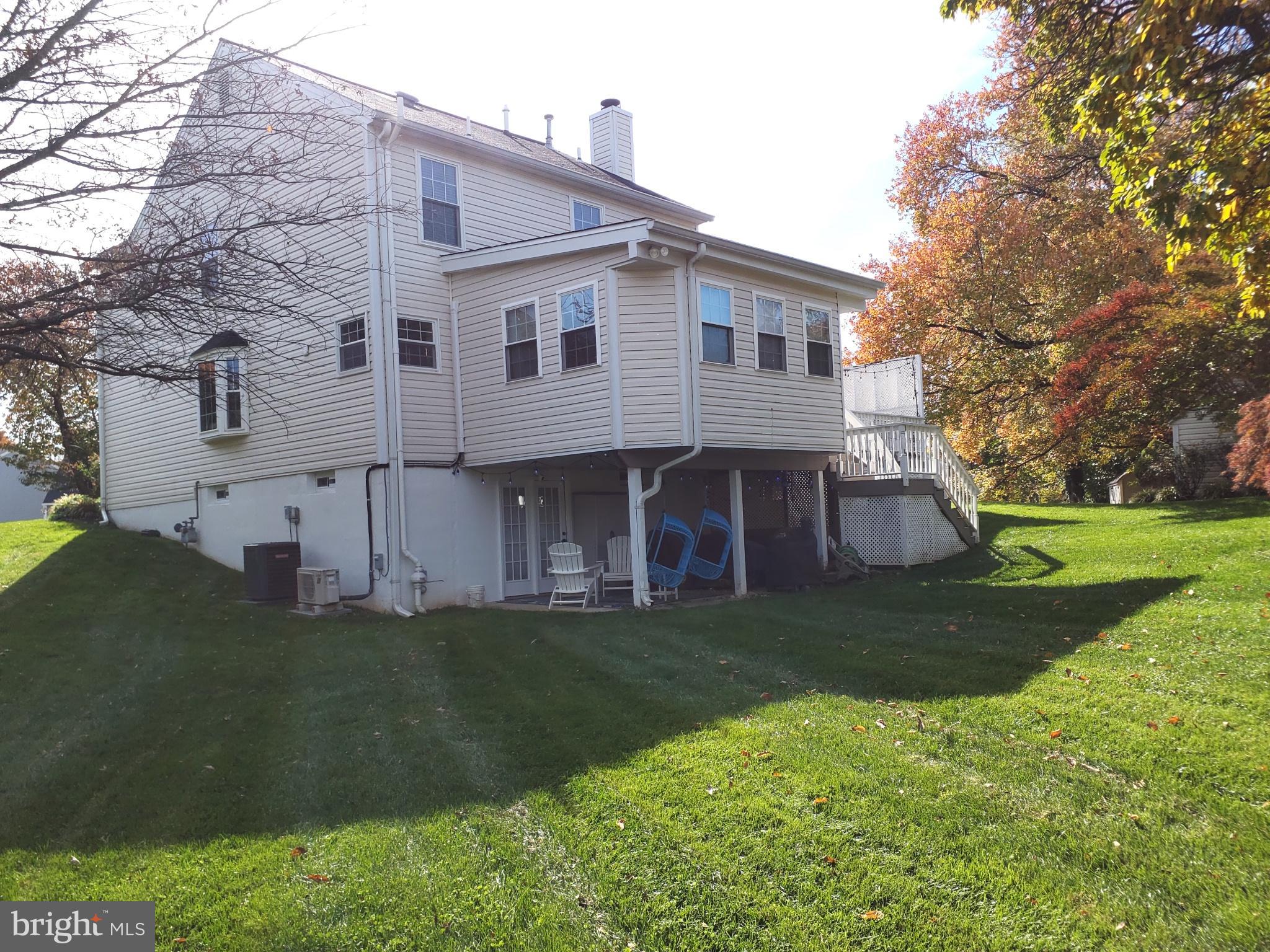 FLOWER HILL - Residential