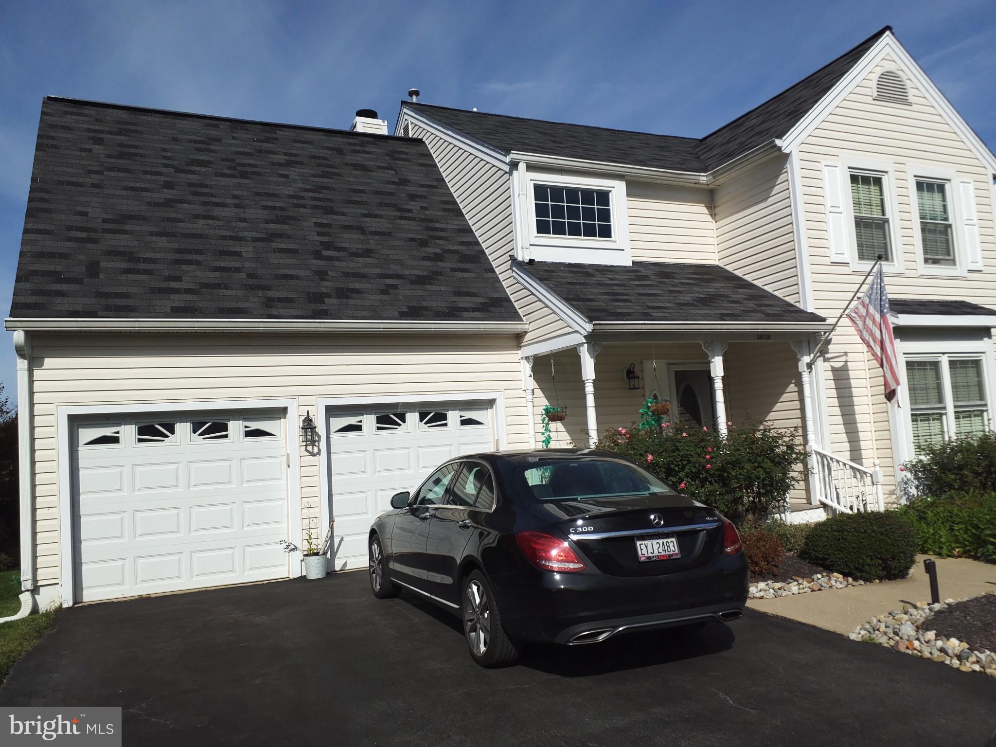 FLOWER HILL - Residential