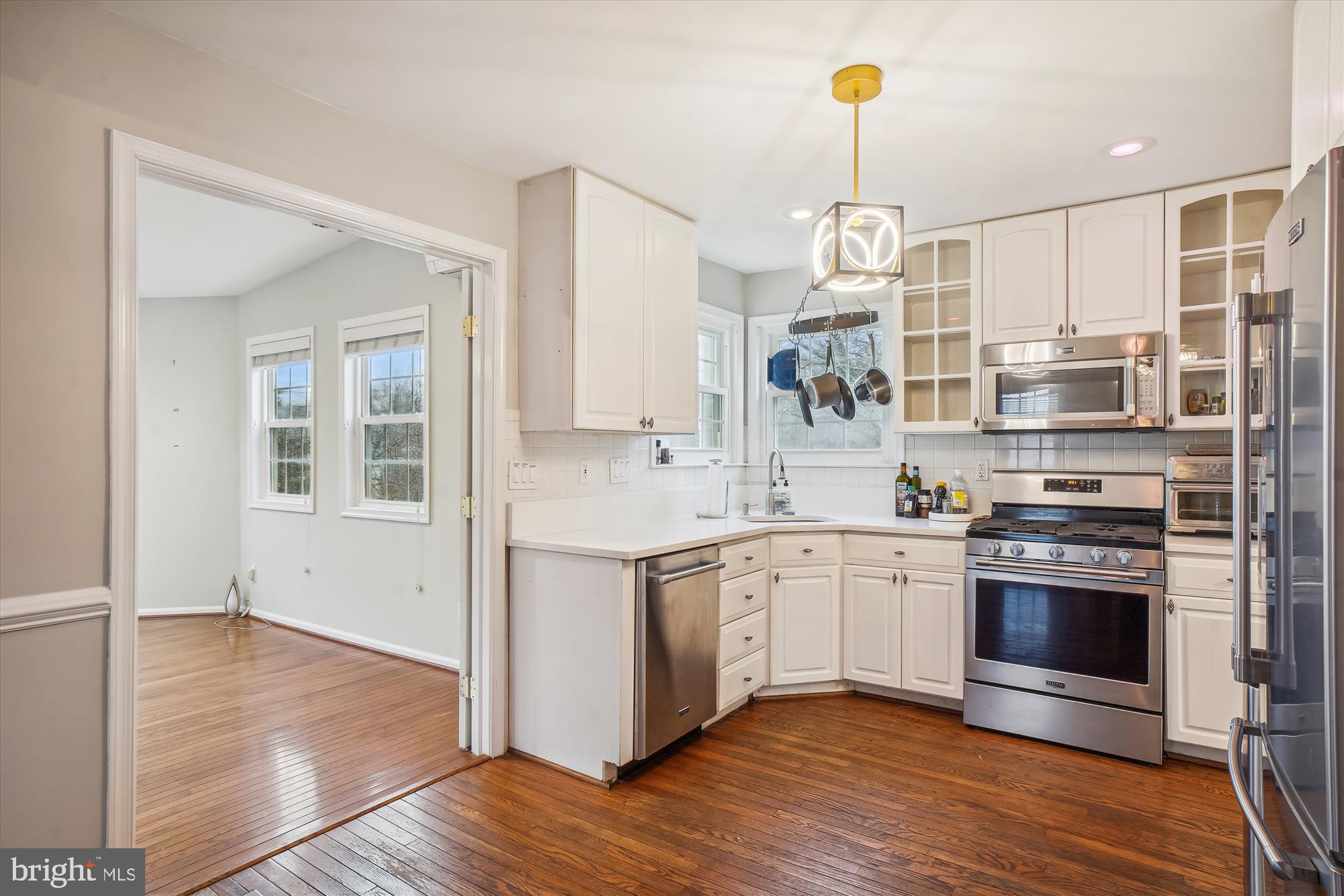 FLOWER HILL - Residential