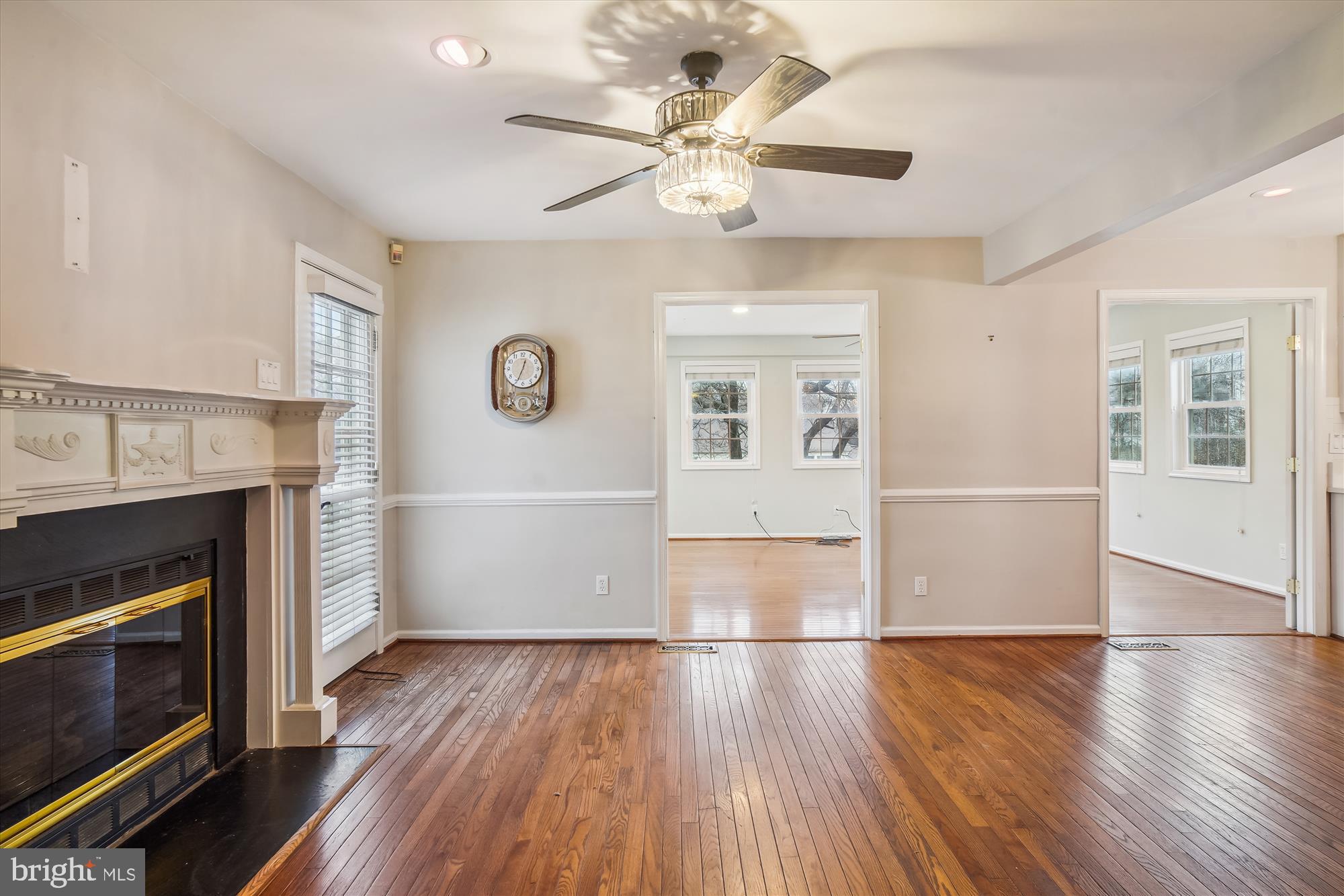 FLOWER HILL - Residential