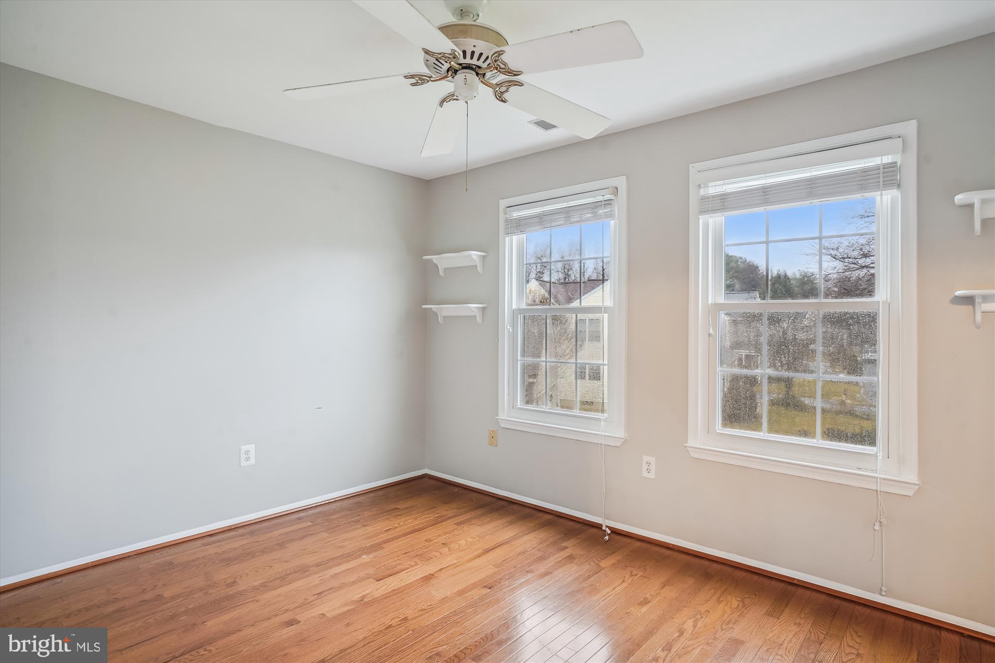 FLOWER HILL - Residential