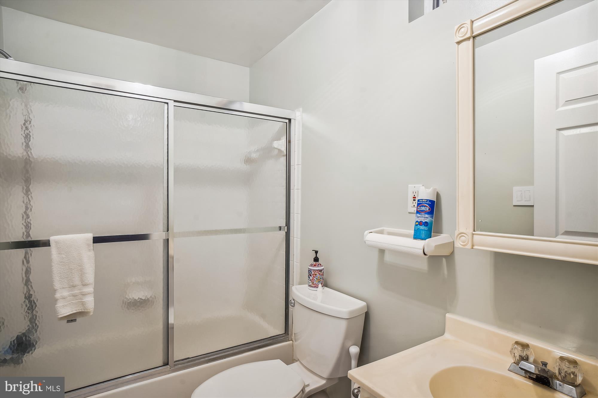 FLOWER HILL - Residential