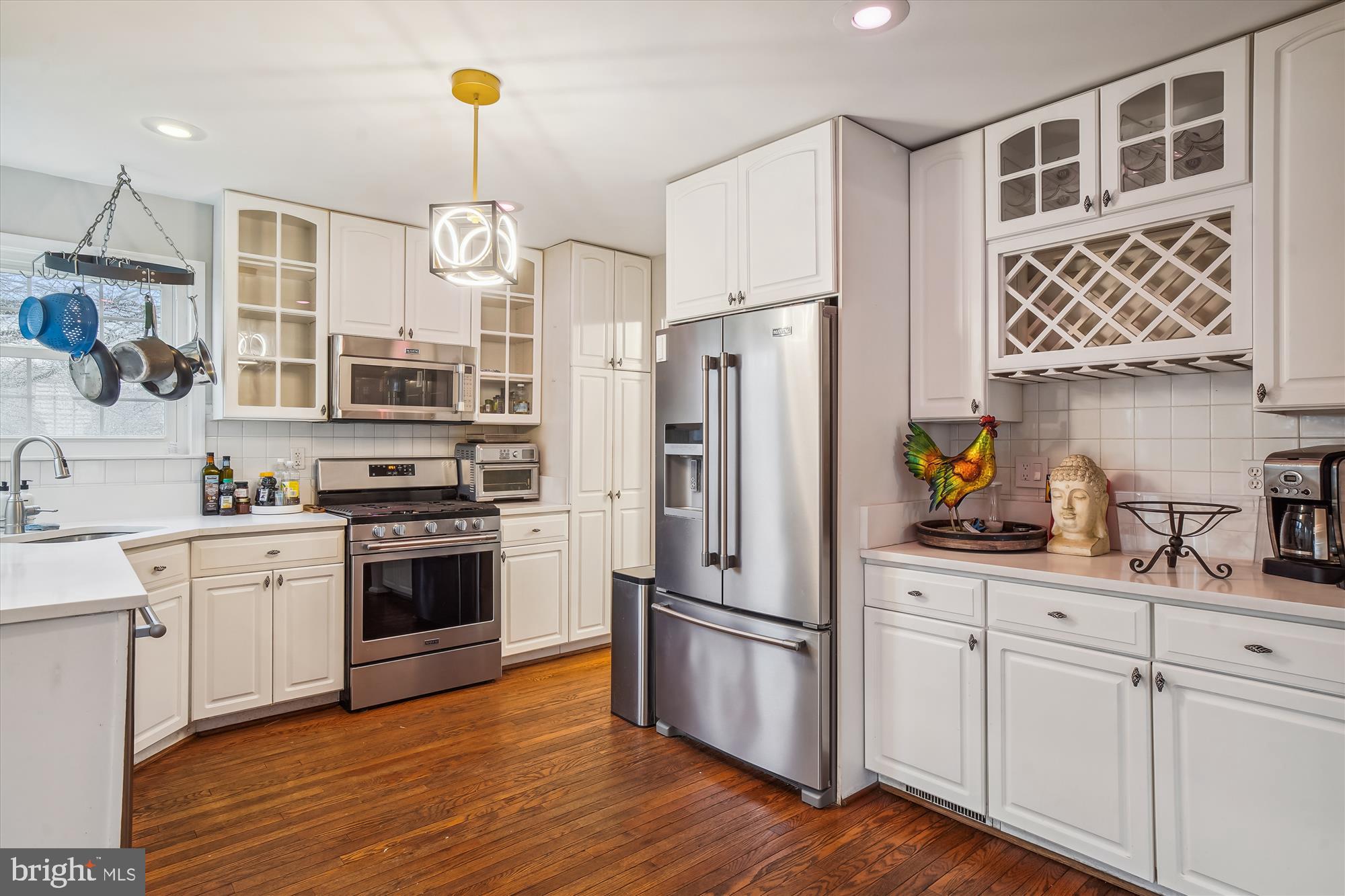 FLOWER HILL - Residential