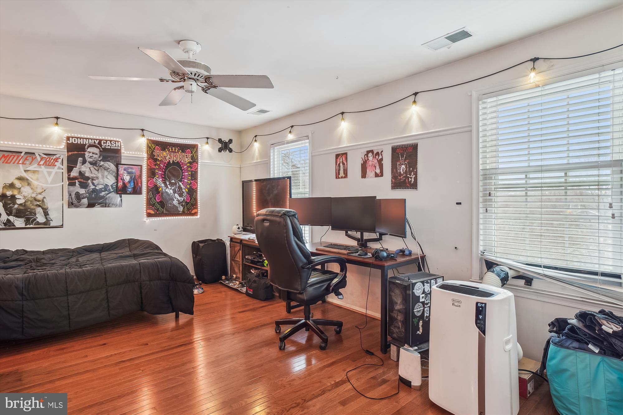 FLOWER HILL - Residential