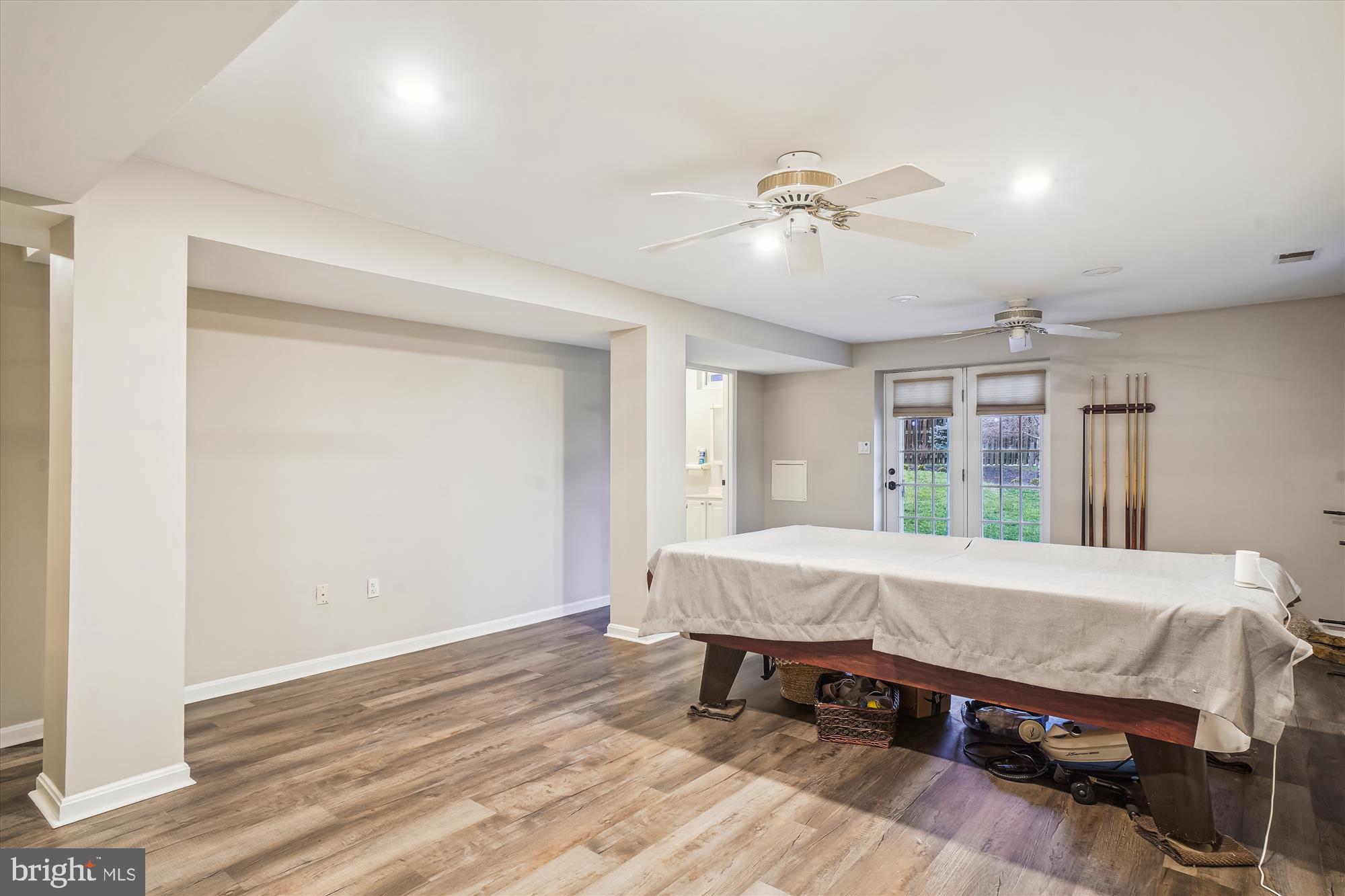 FLOWER HILL - Residential