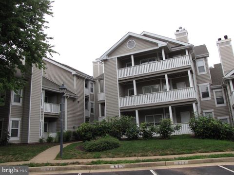 Condo For Rent - 14322 Climbing Rose Way #201<br/> CENTREVILLE, VA 20121