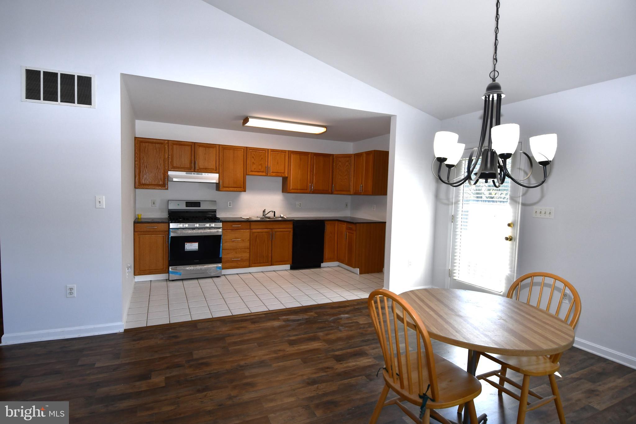 REISTERSTOWN - Residential