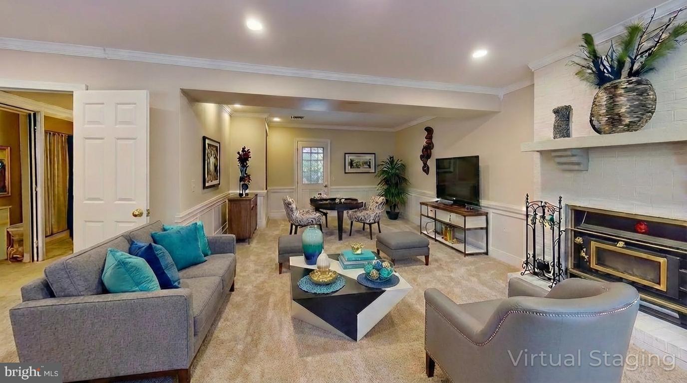 MONTPELIER WOODS - Residential