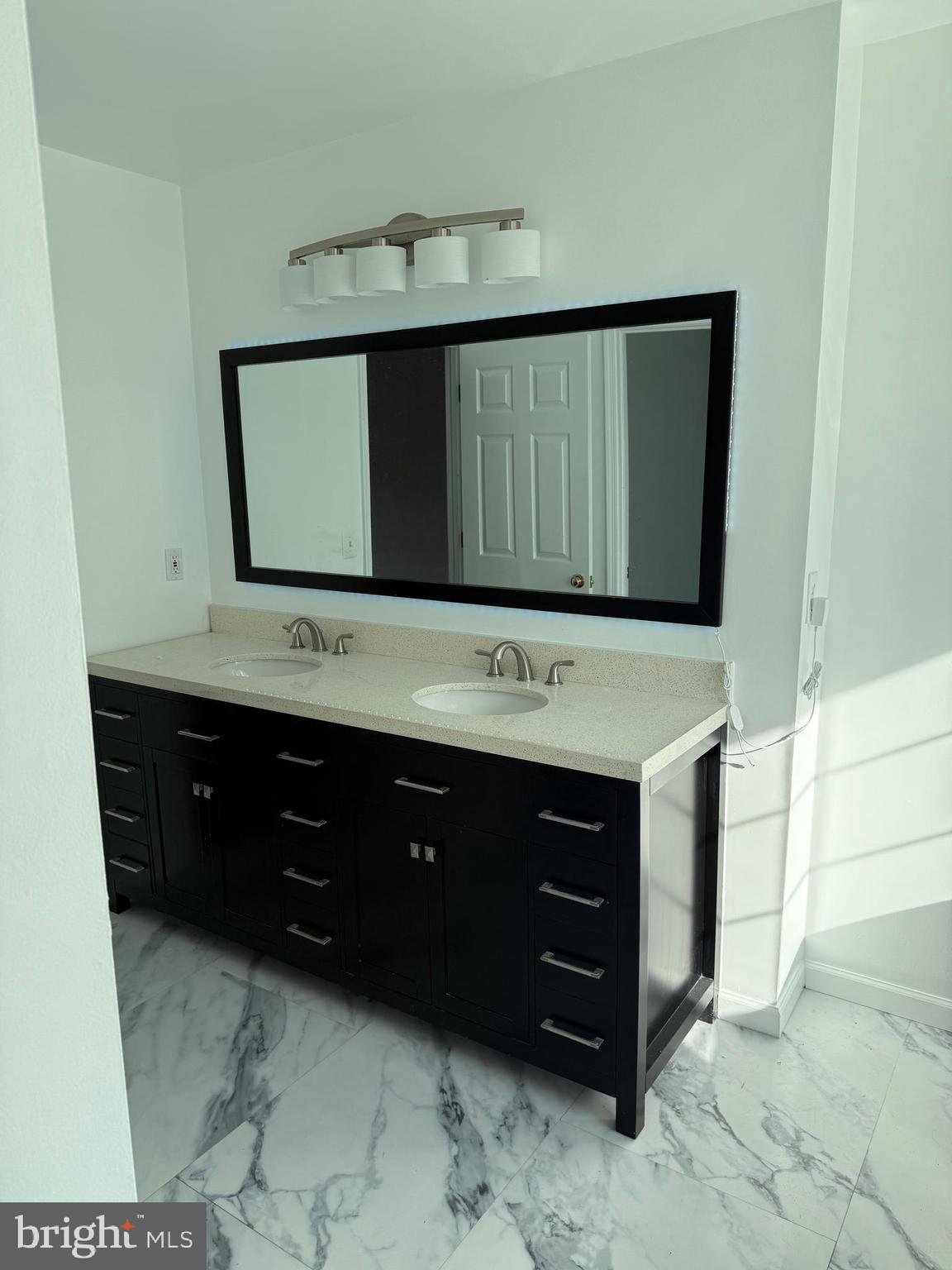 GREENHILL CROSSING - Residential