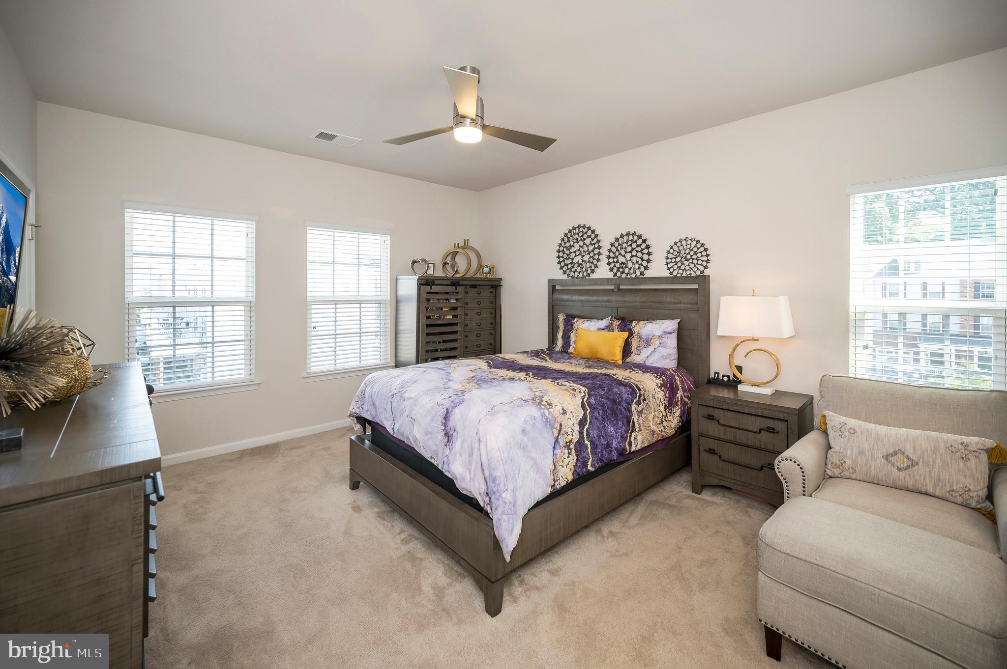 FEATHERSTONE STATION CONDOMINIUMS - Residential