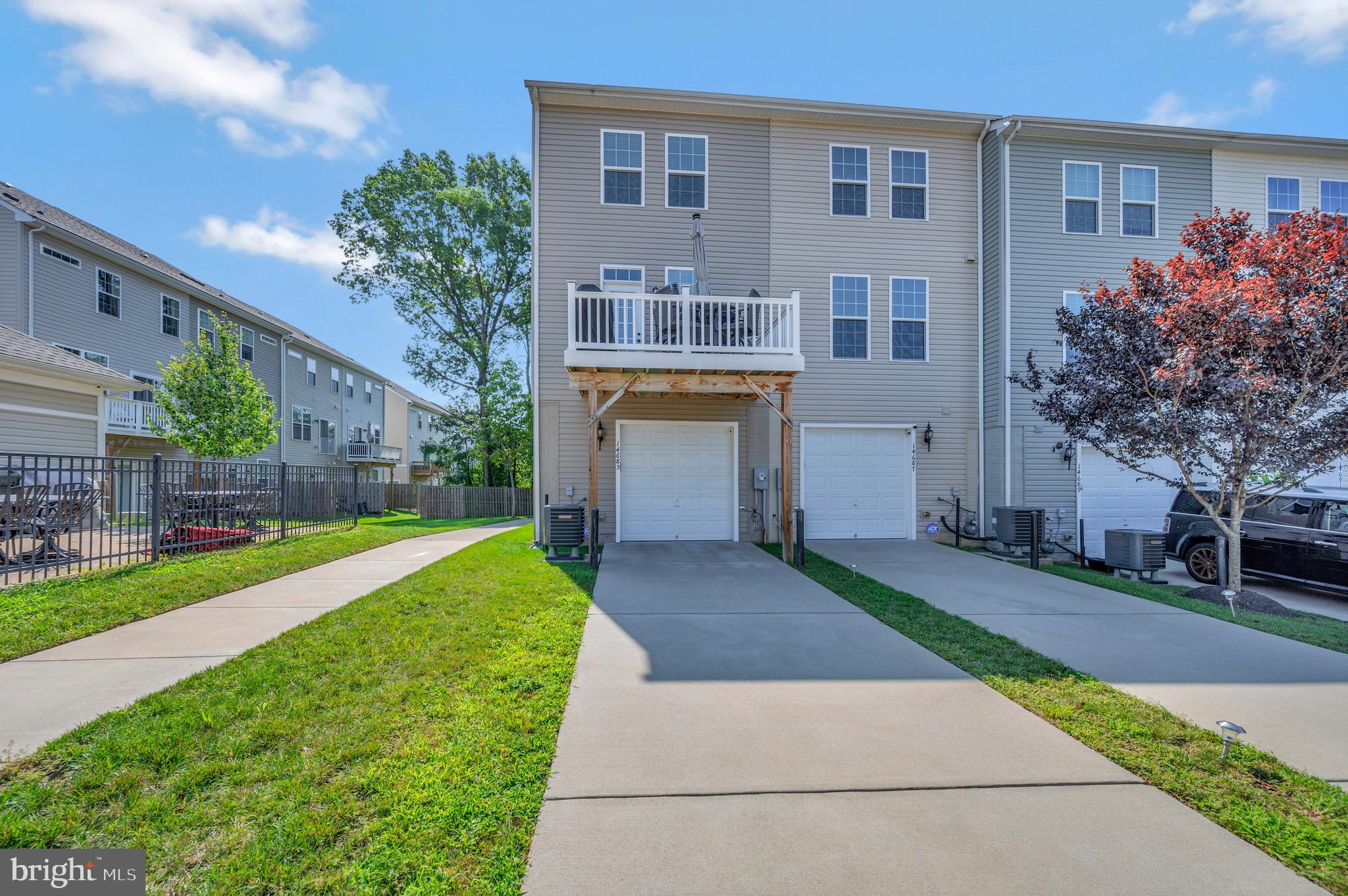 FEATHERSTONE STATION CONDOMINIUMS - Residential
