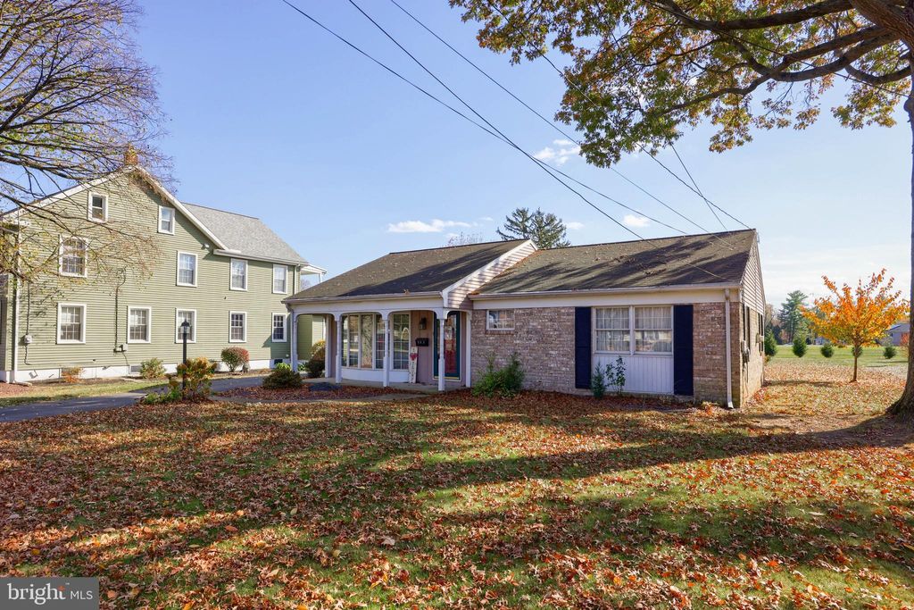 Photo of 253 E High Street, MANHEIM, PA 17545 (MLS # PALA2059972)