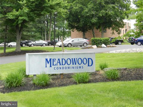 Condo For Rent - 1575 W Street Road #922<br/> WARMINSTER, PA 18974