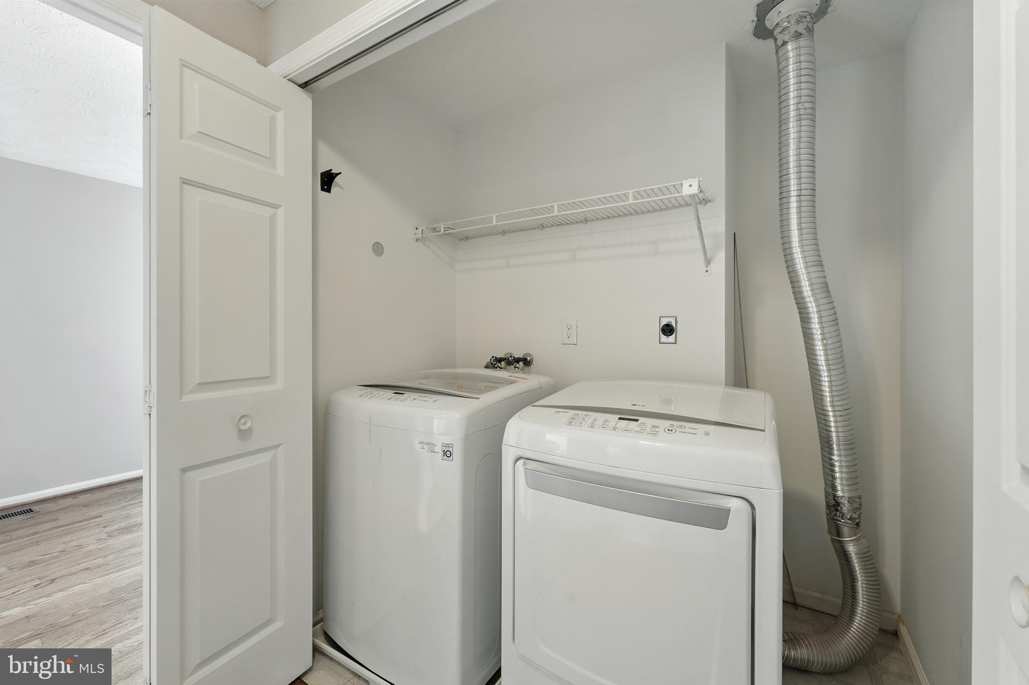 SADDLE CREEK - Residential