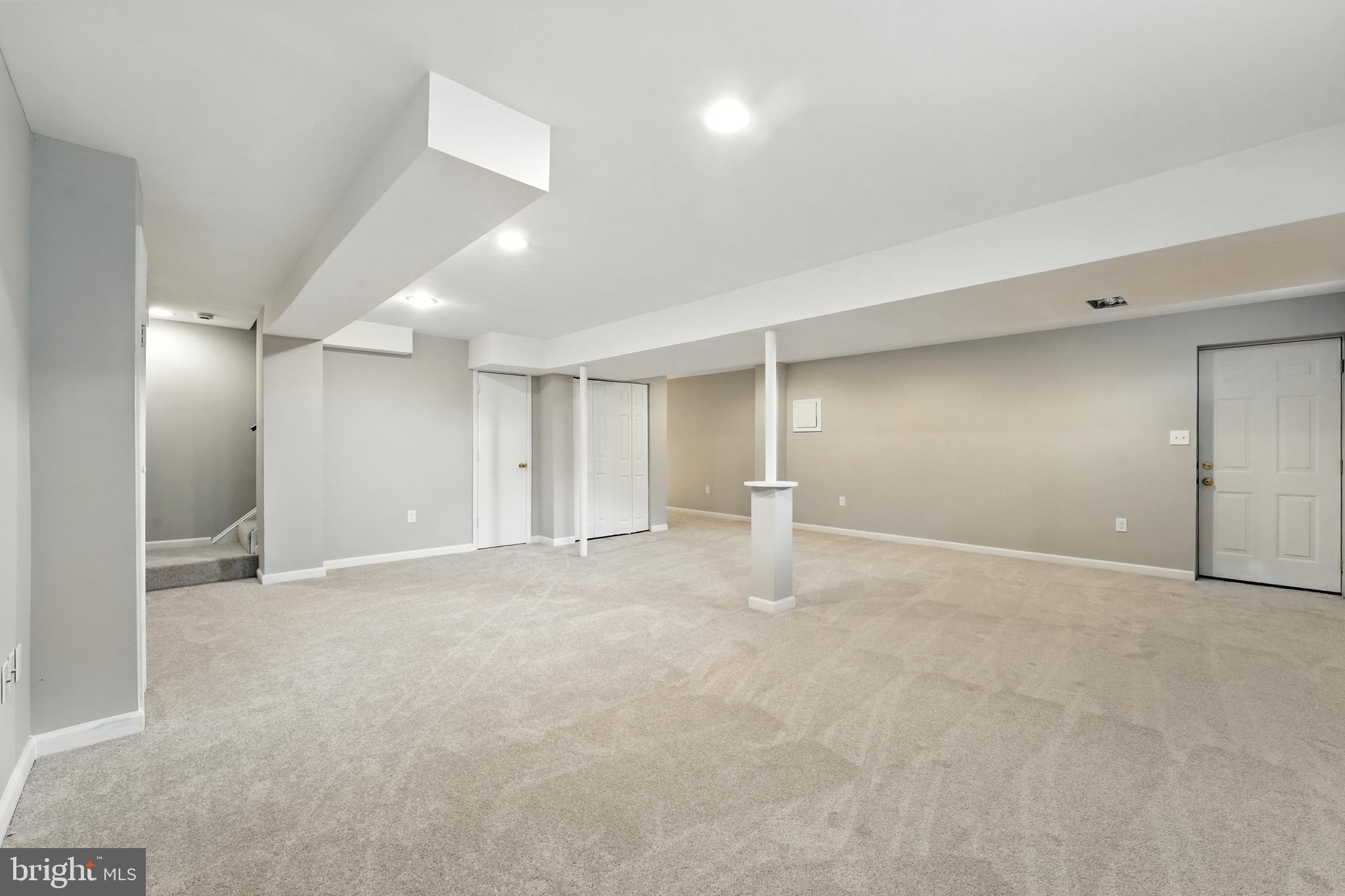 SADDLE CREEK - Residential