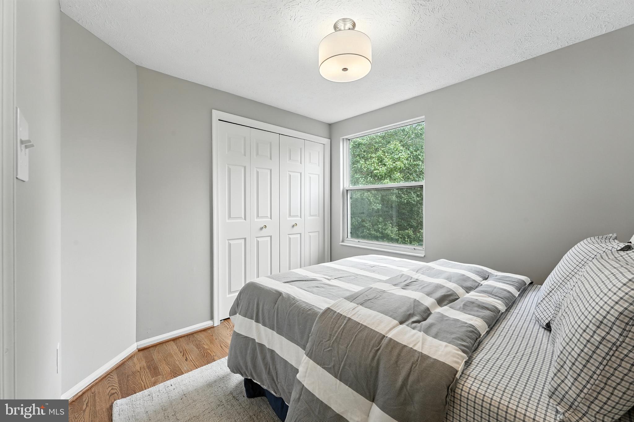 SADDLE CREEK - Residential