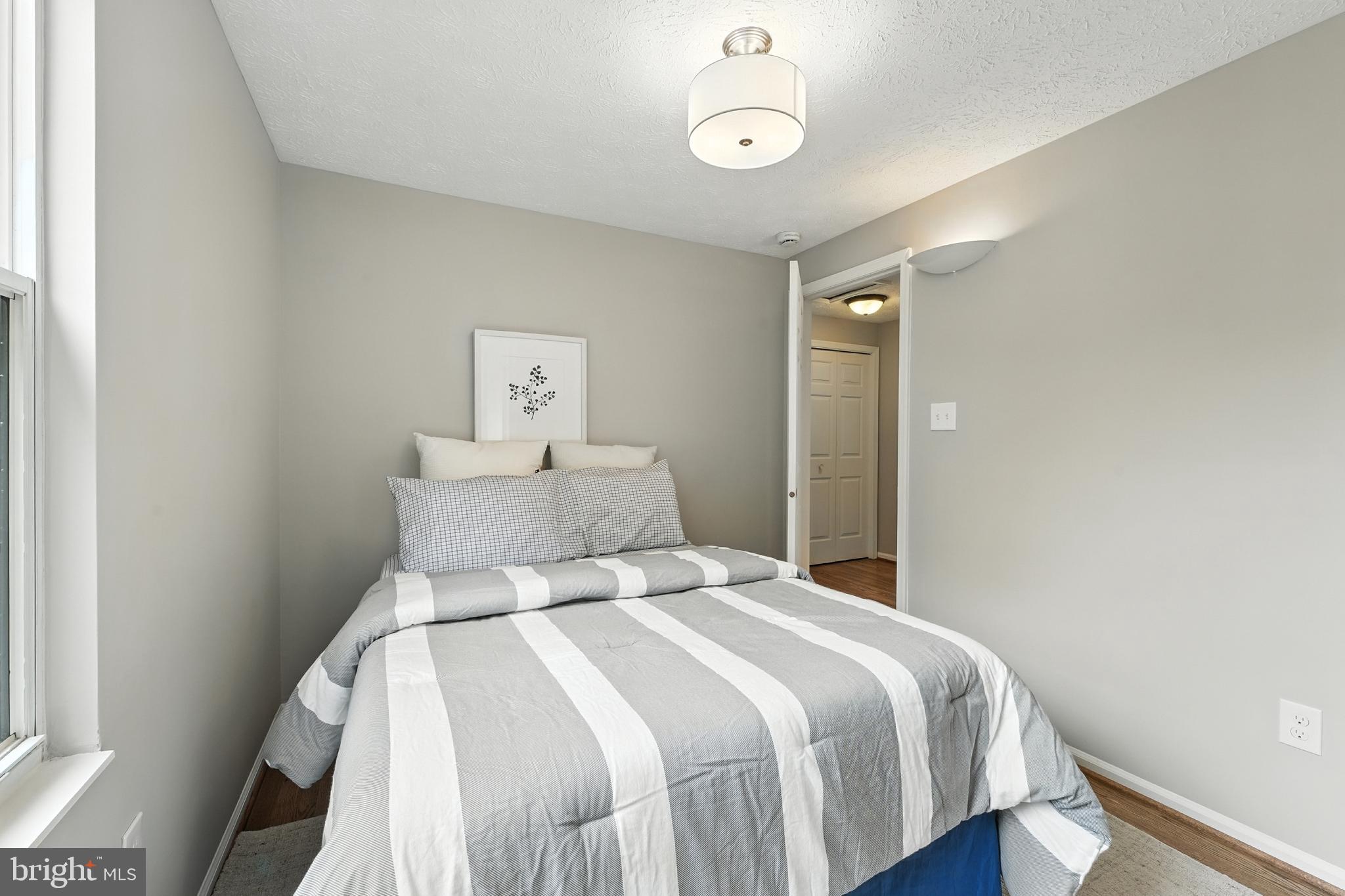 SADDLE CREEK - Residential