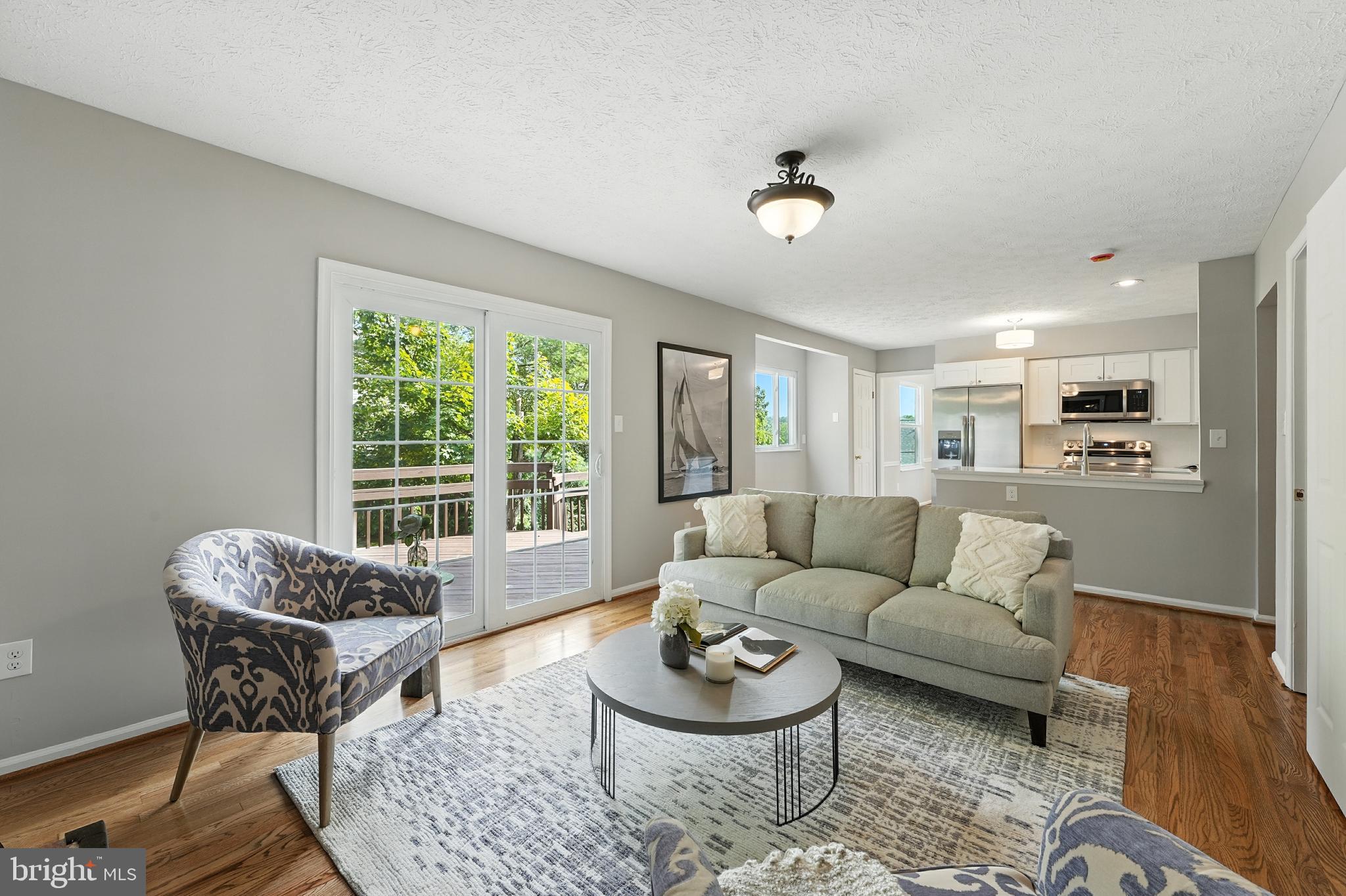 SADDLE CREEK - Residential