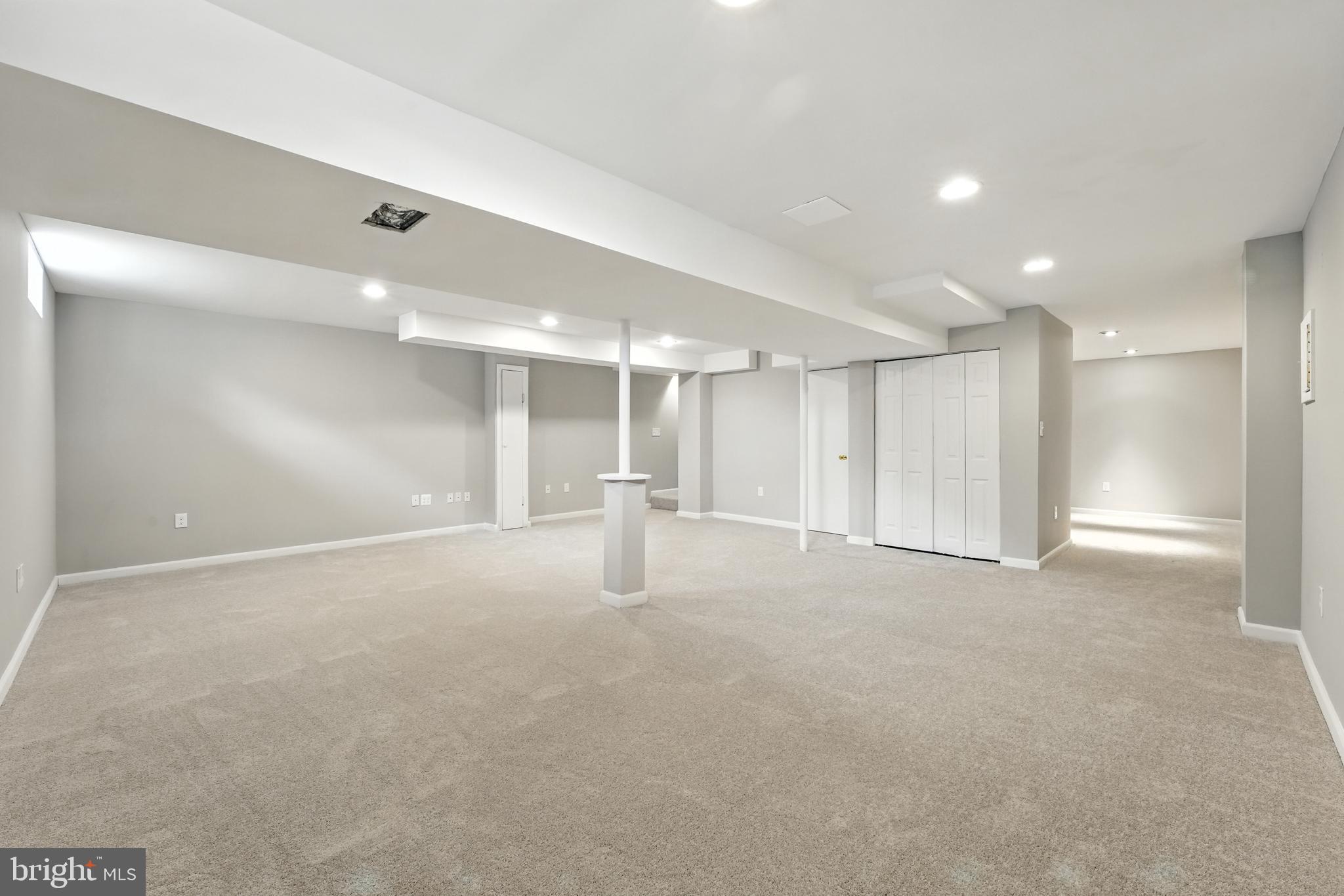 SADDLE CREEK - Residential