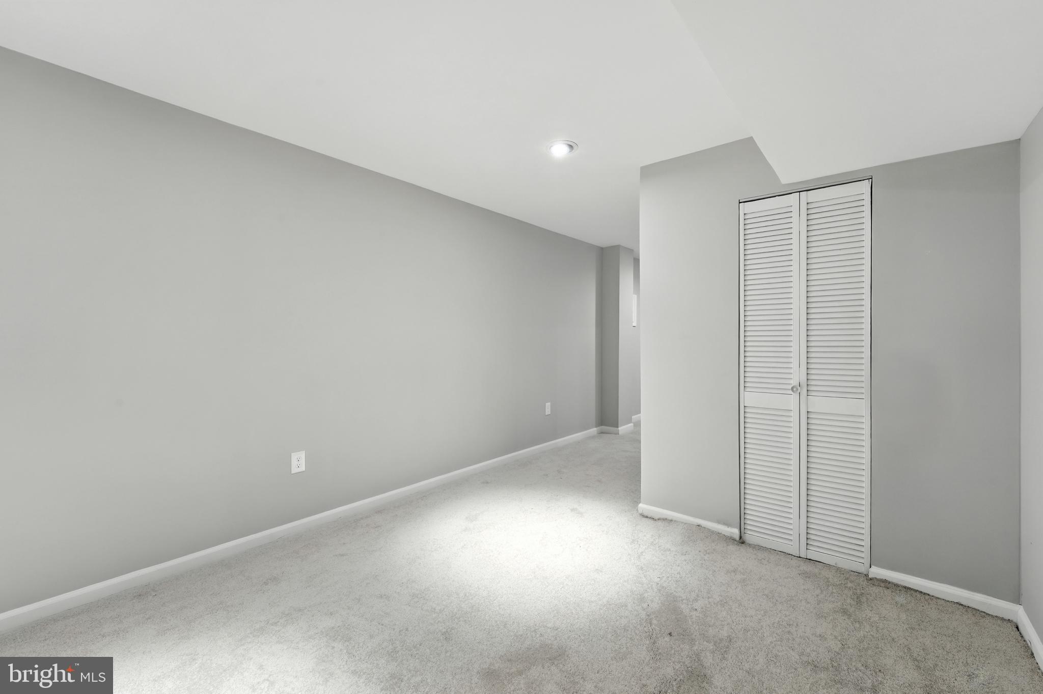 SADDLE CREEK - Residential