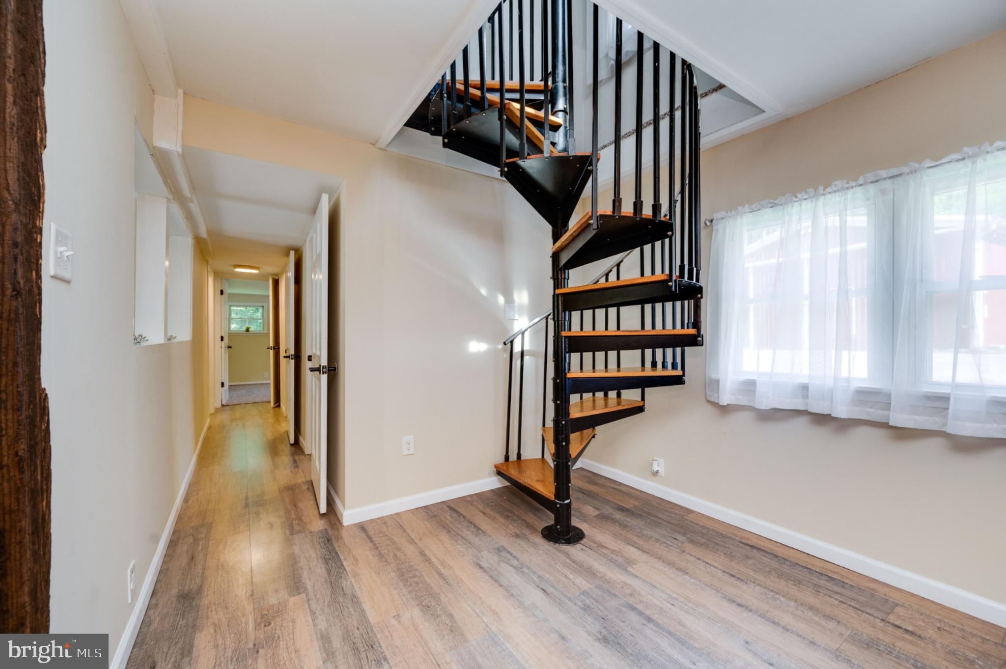 596 CHRISTMAN ROAD