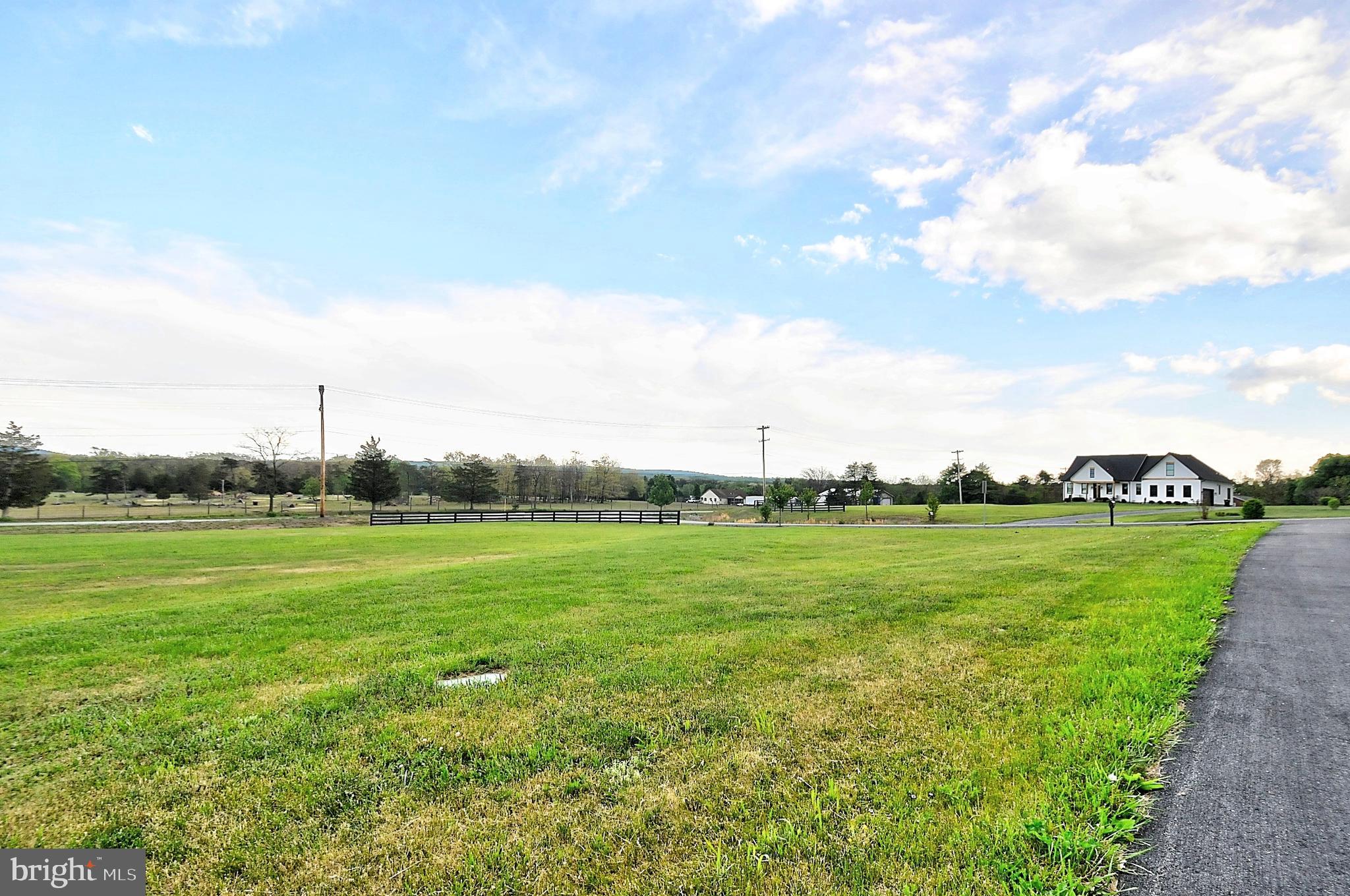 FLINT RIDGE - Residential