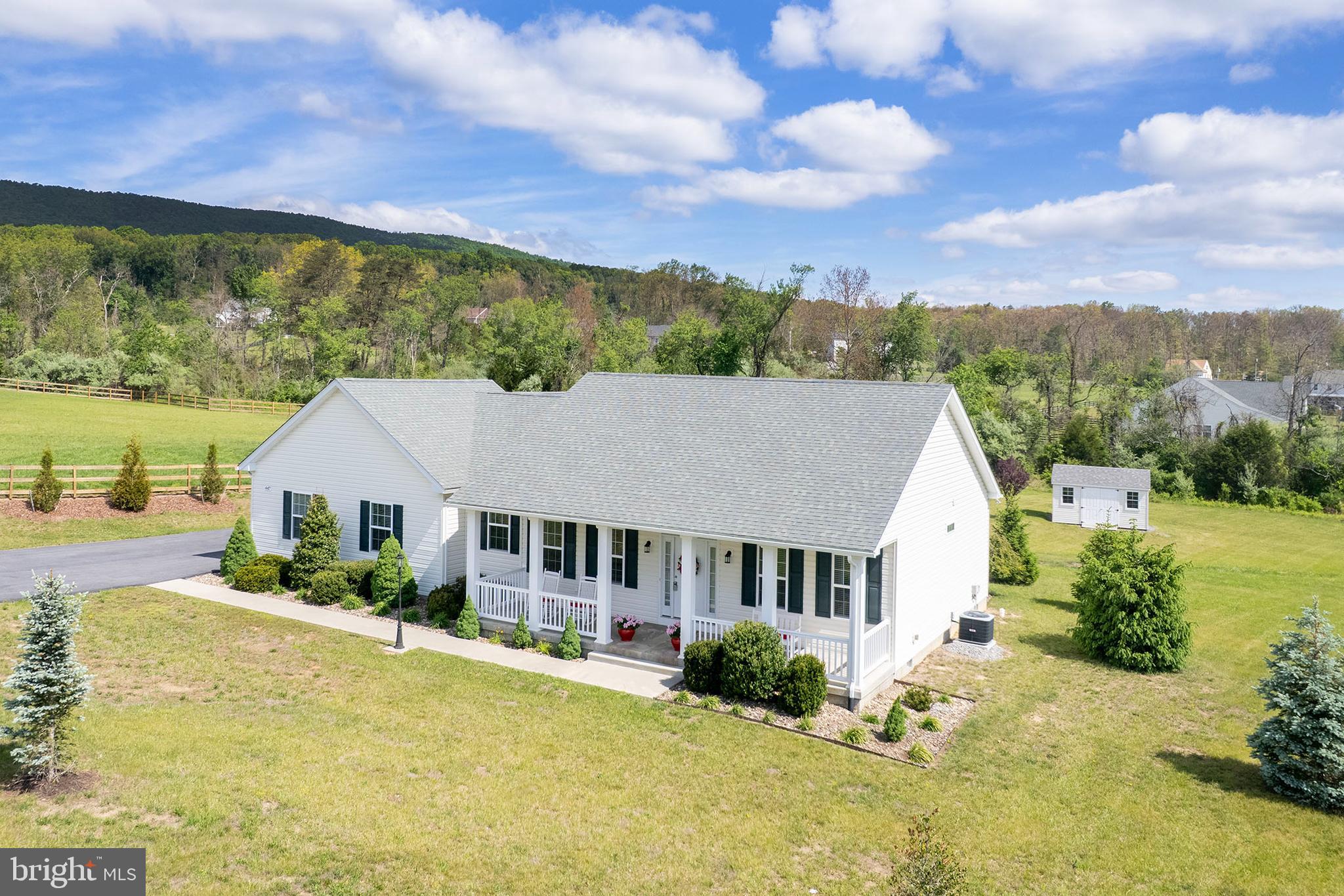 FLINT RIDGE - Residential
