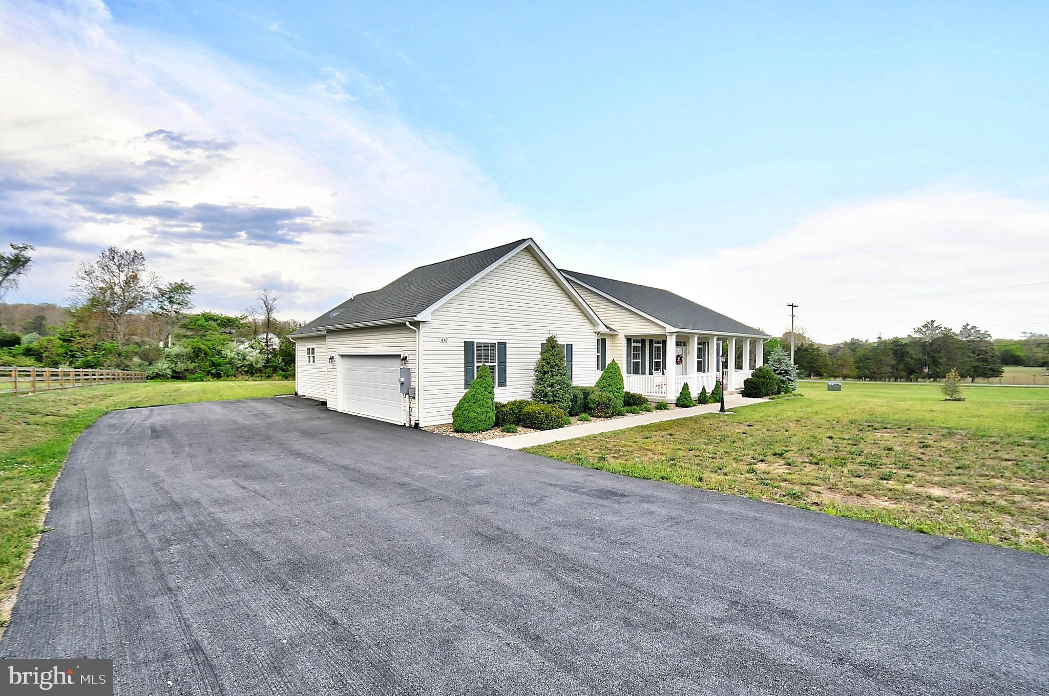 FLINT RIDGE - Residential