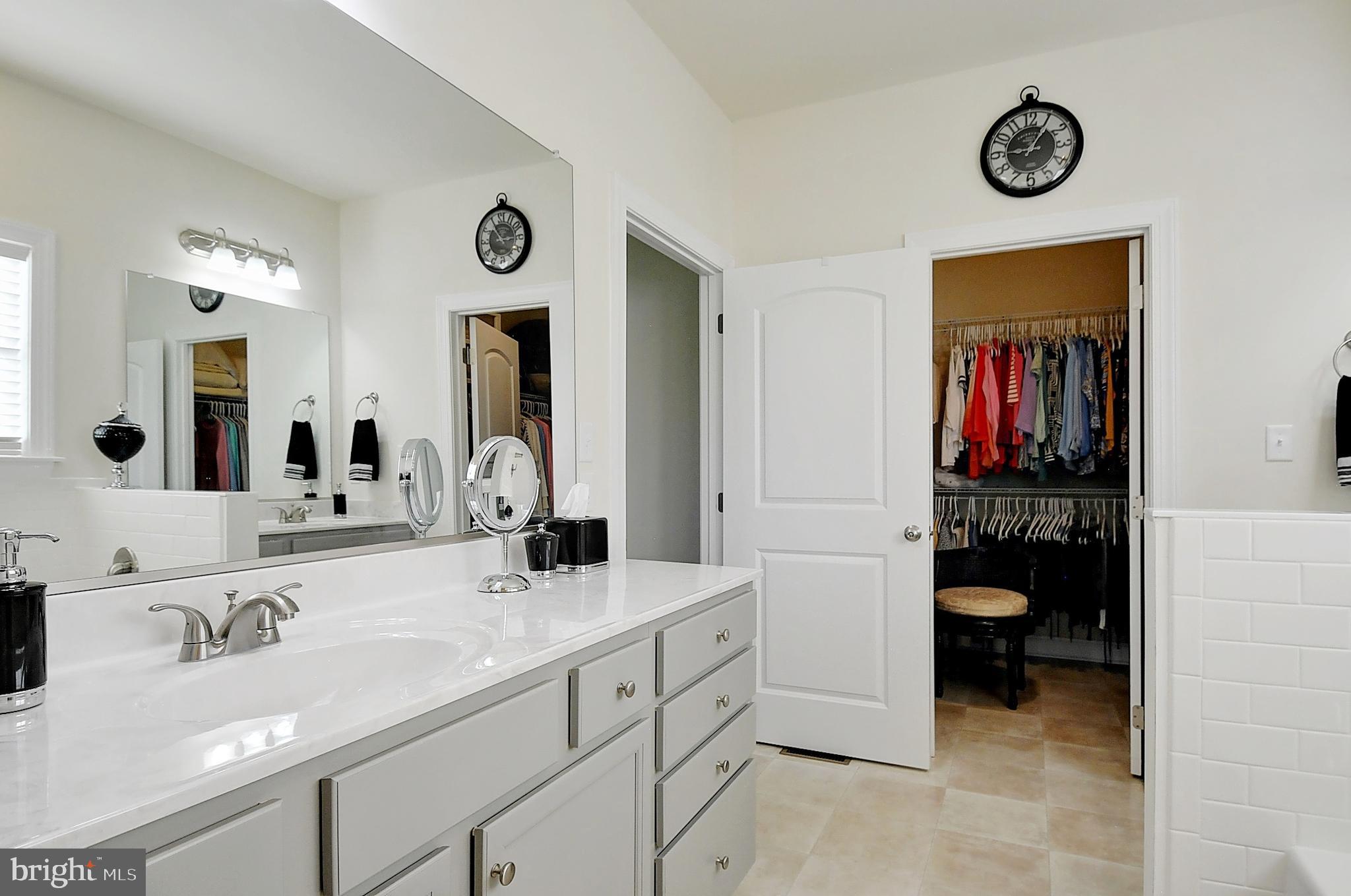 FLINT RIDGE - Residential