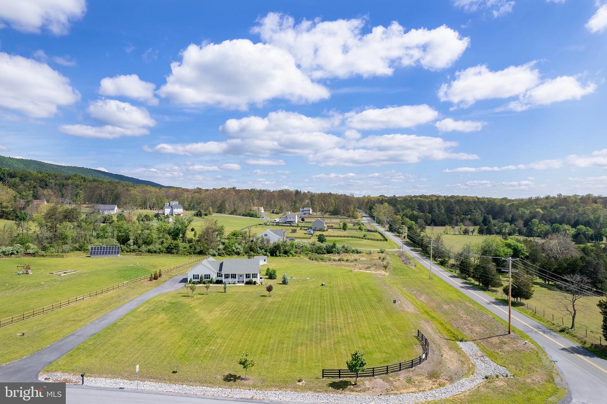 FLINT RIDGE - Residential