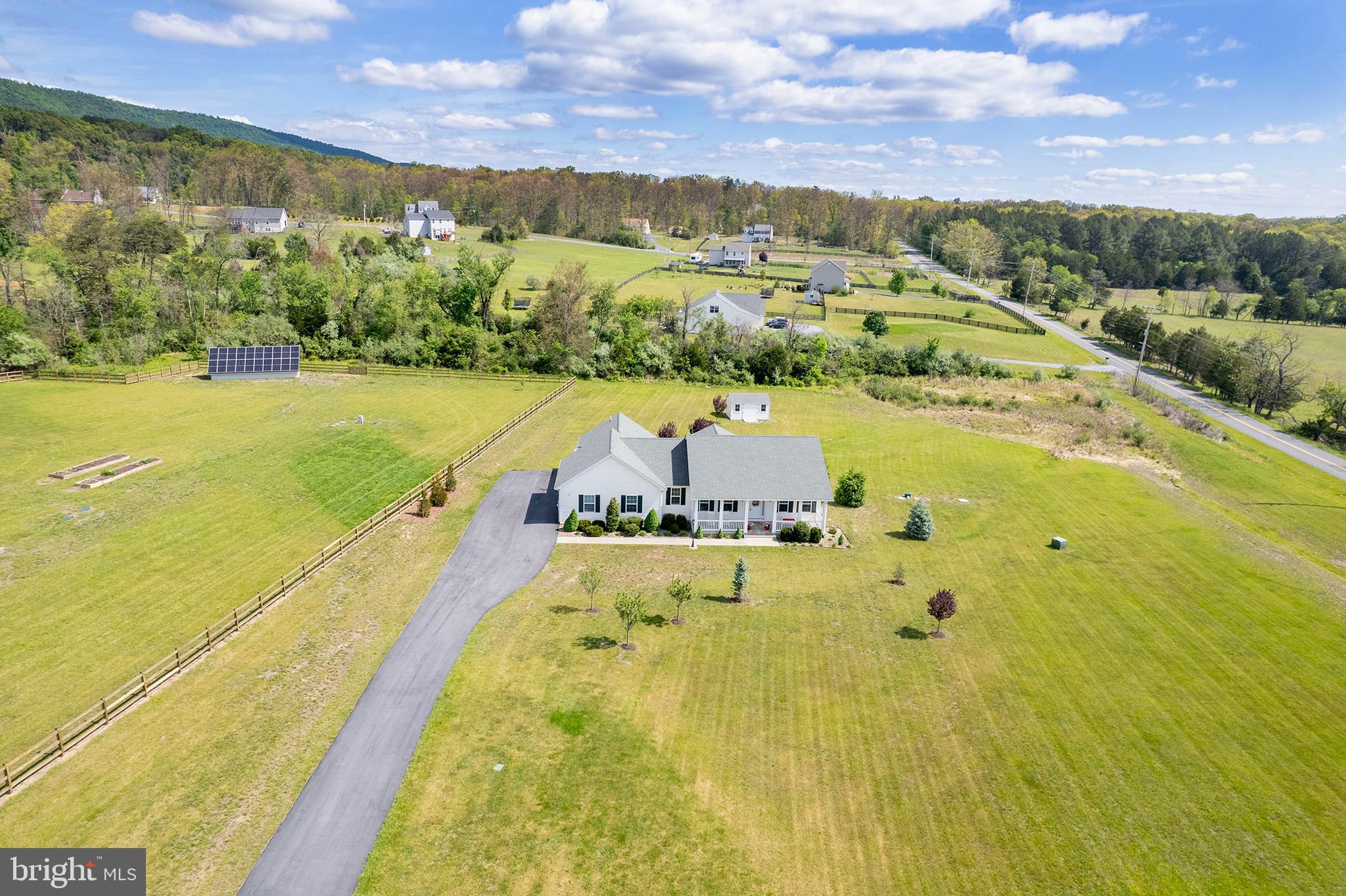 FLINT RIDGE - Residential