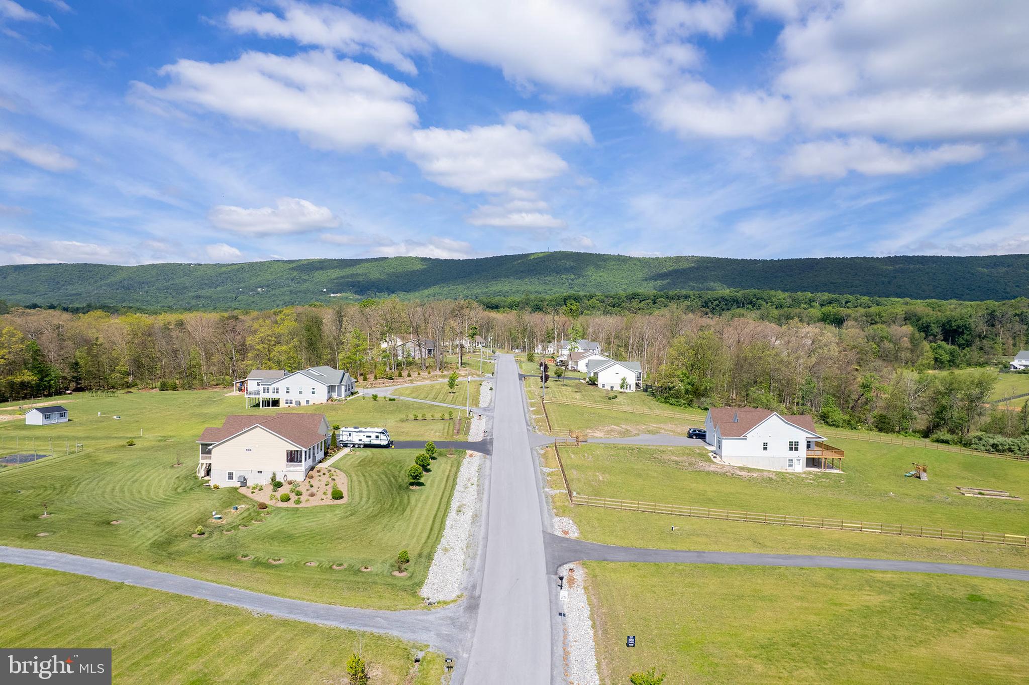 FLINT RIDGE - Residential