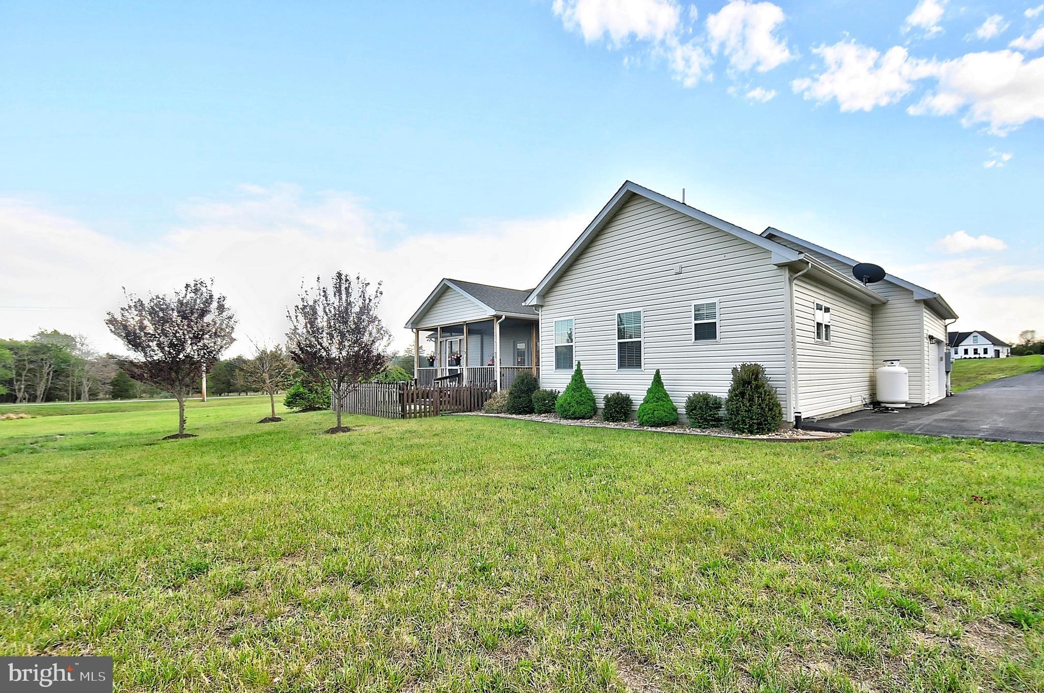 FLINT RIDGE - Residential