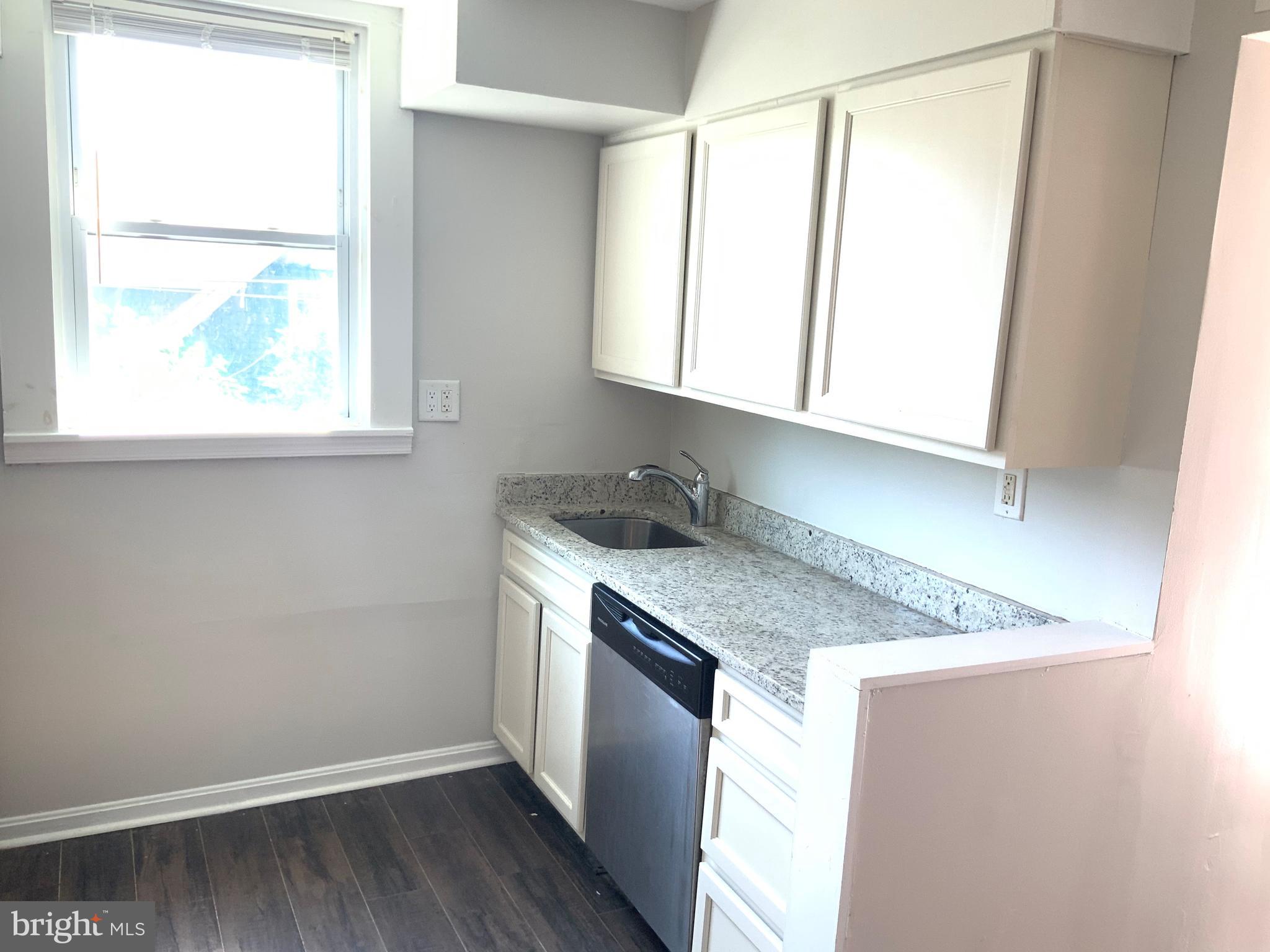 CEDARCROFT HISTORIC DISTRICT - Residential Lease