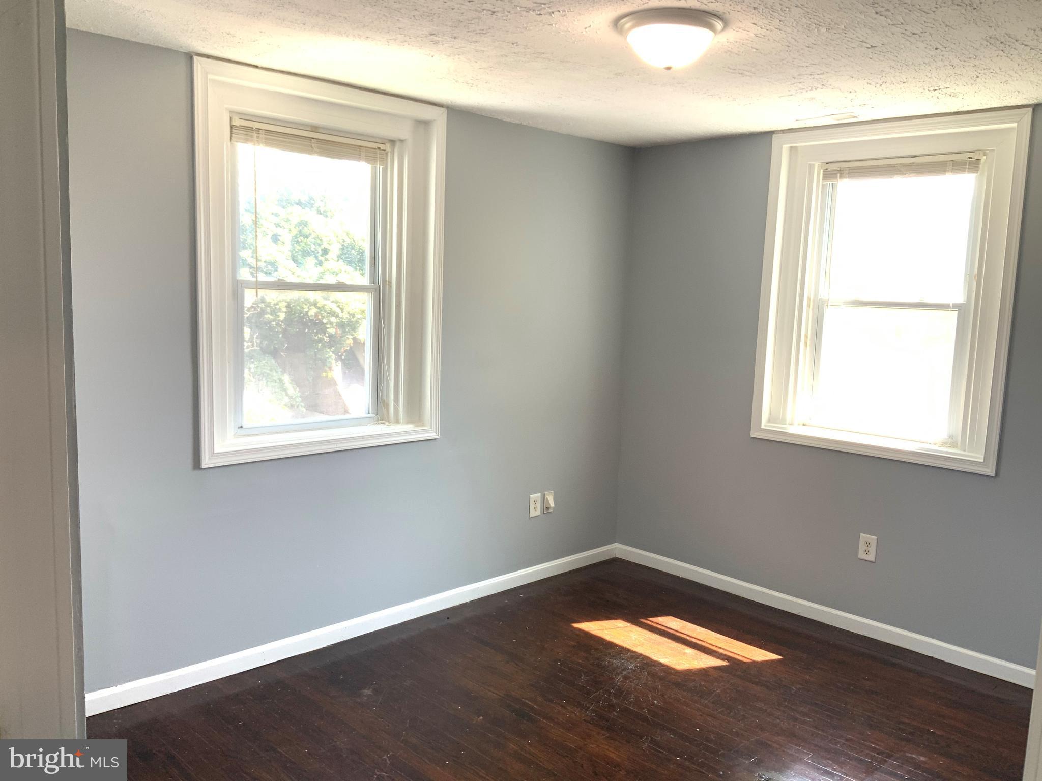 CEDARCROFT HISTORIC DISTRICT - Residential Lease