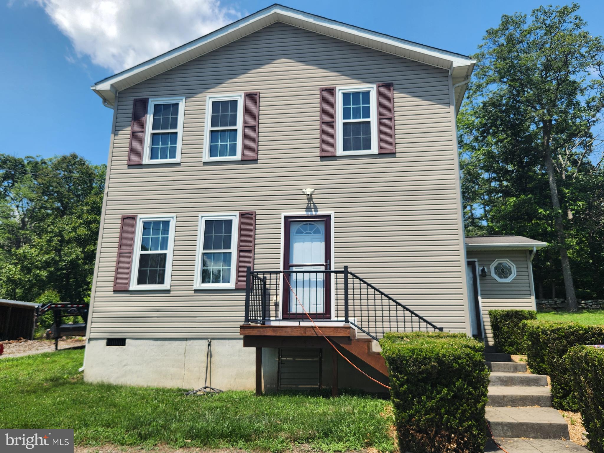 300 GRAYWOLF TRAIL