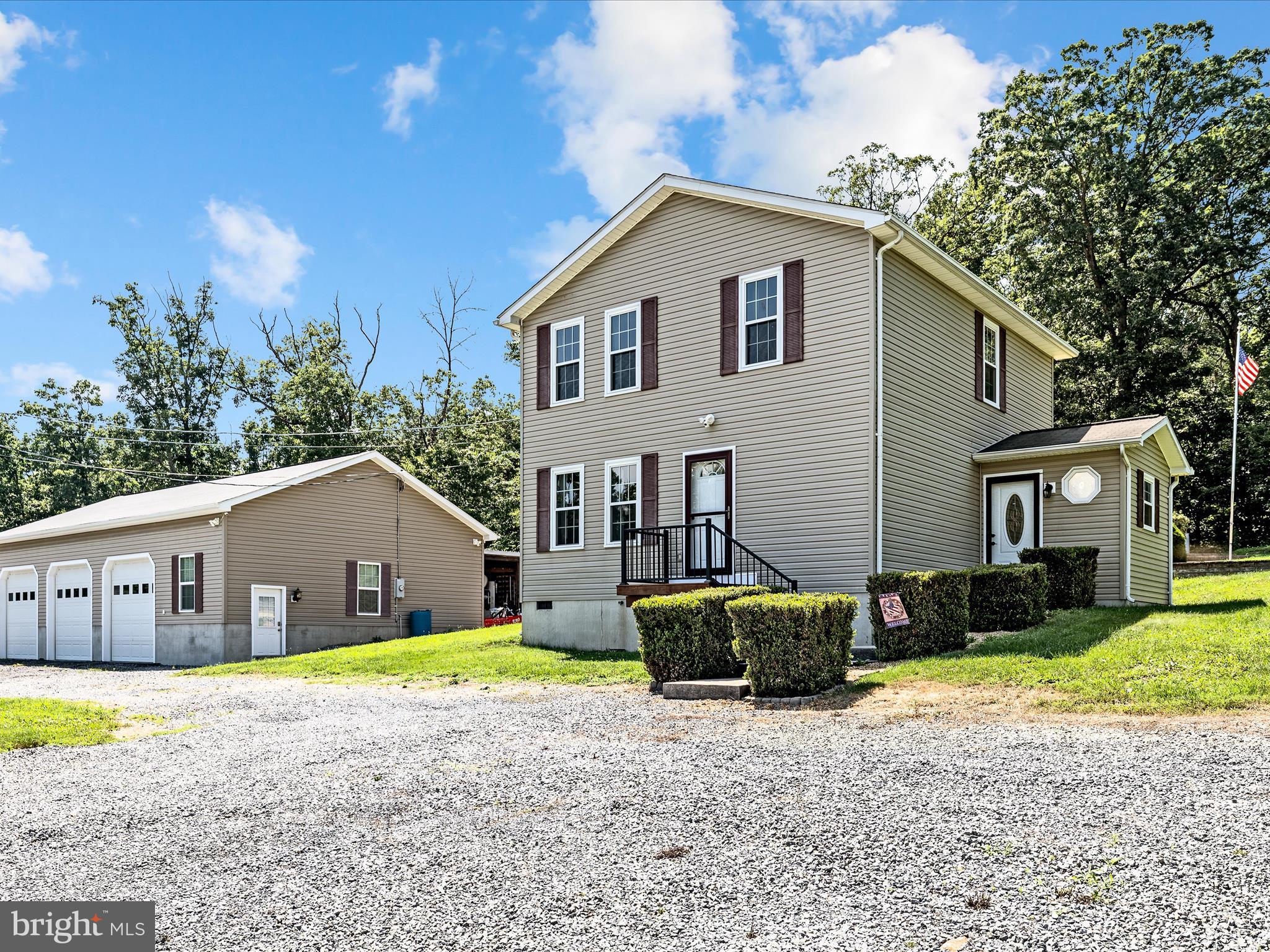 300 GRAYWOLF TRAIL