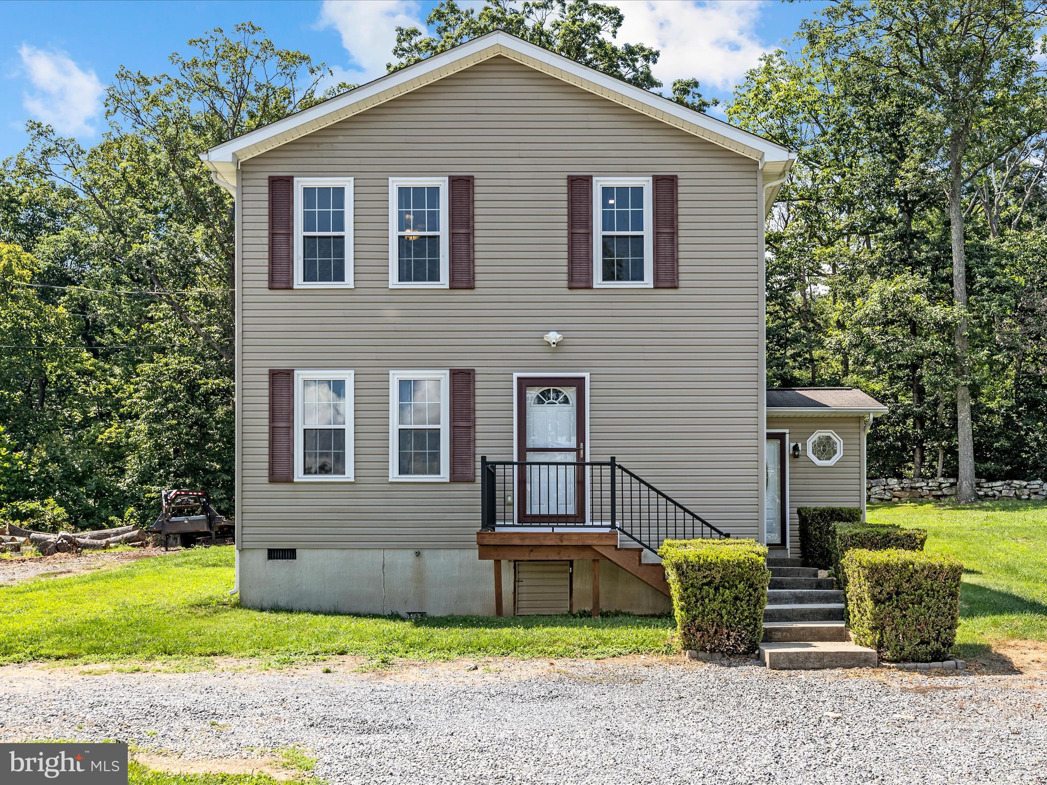 300 GRAYWOLF TRAIL
