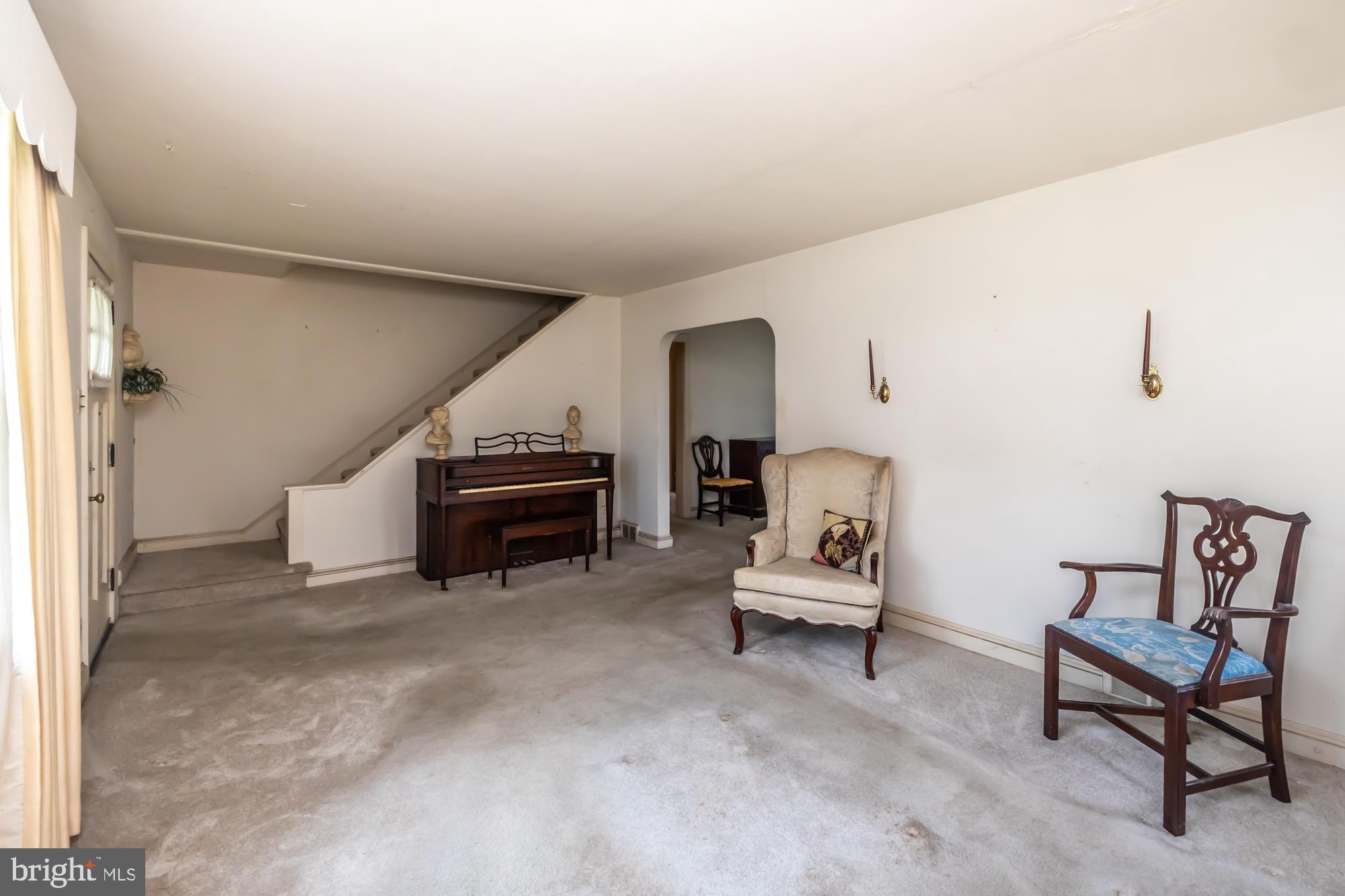 8 STANTON AVENUE