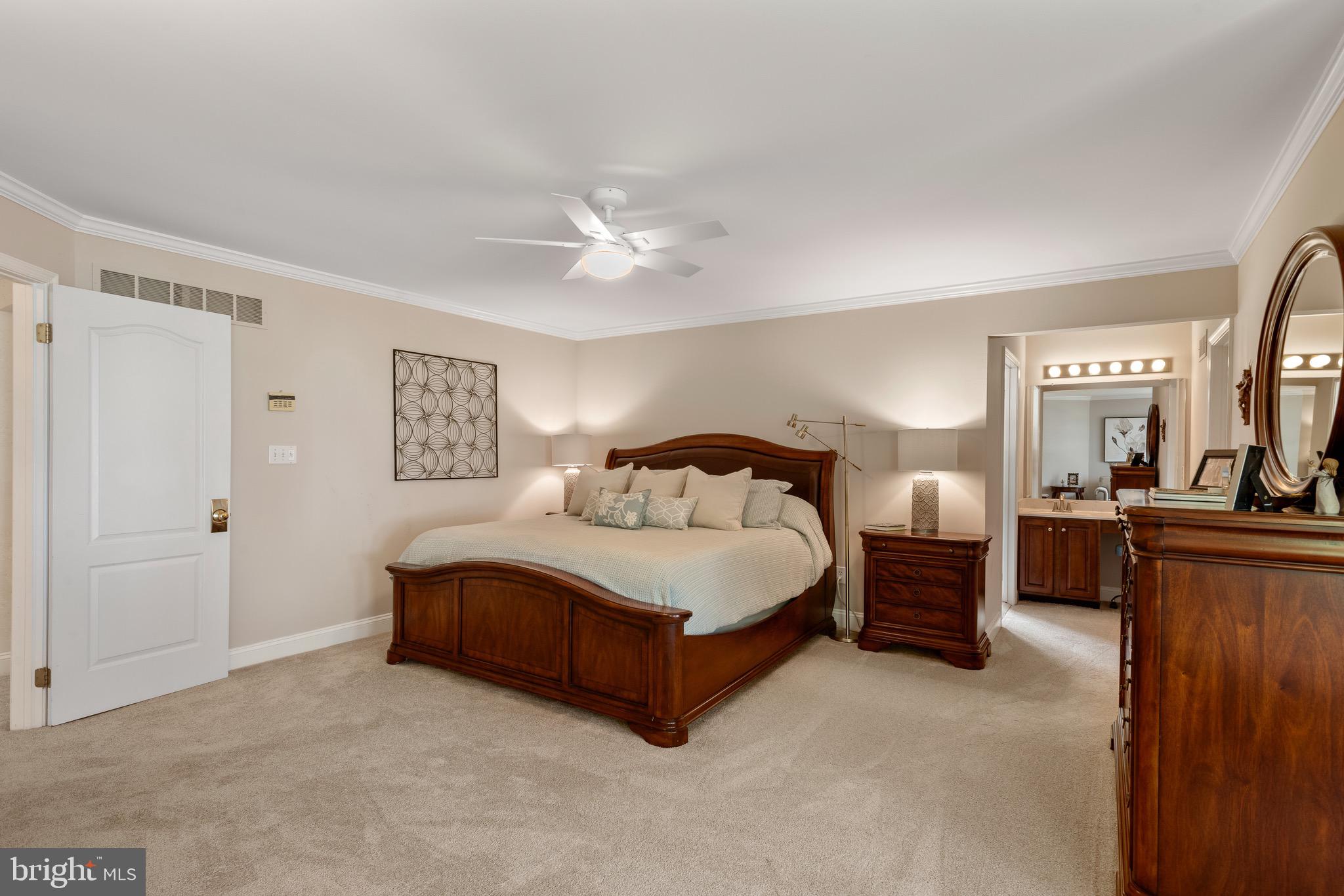 ROSE TREE ESTS - Residential