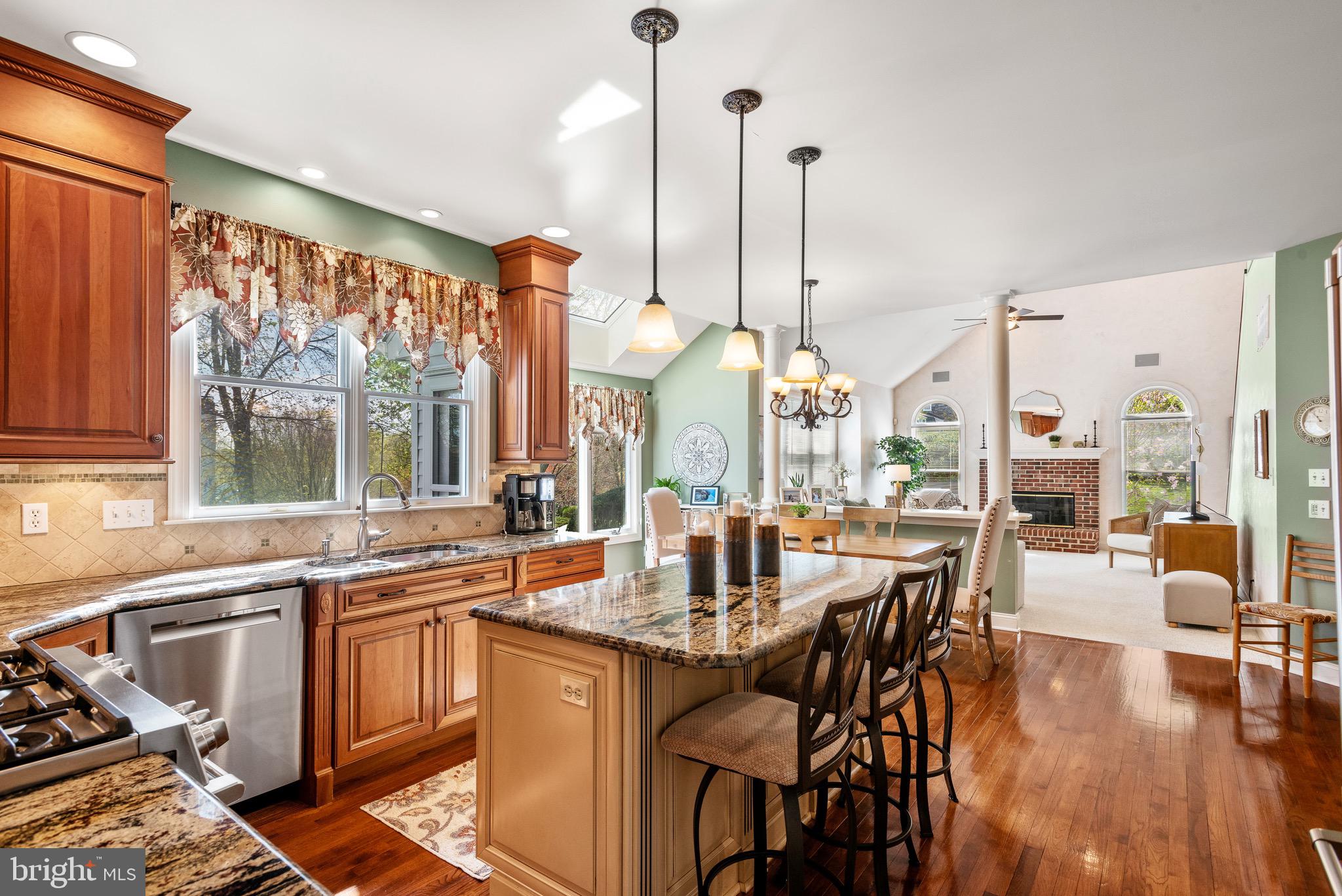 ROSE TREE ESTS - Residential