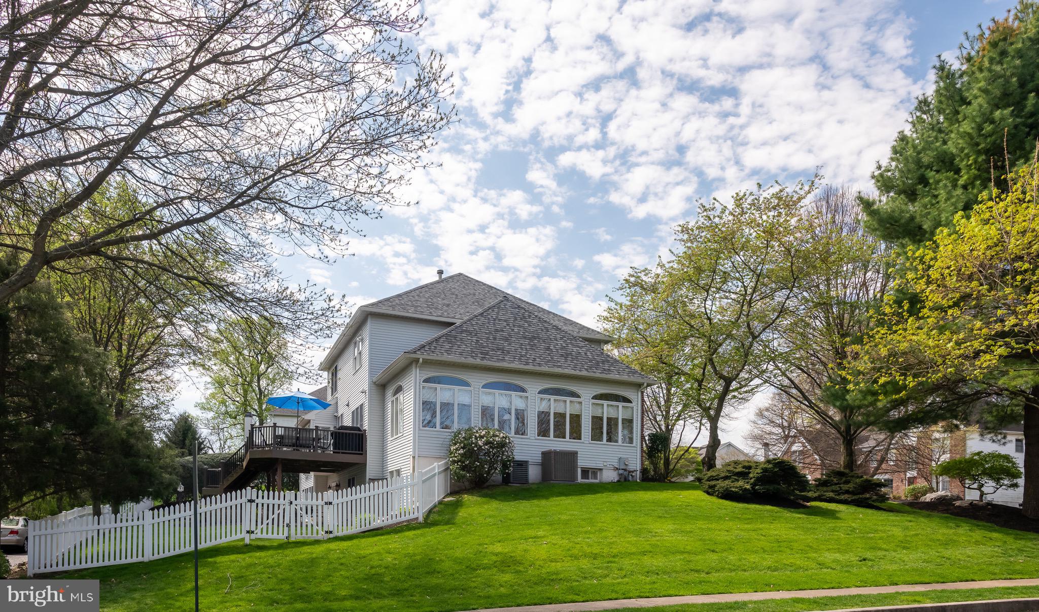 ROSE TREE ESTS - Residential