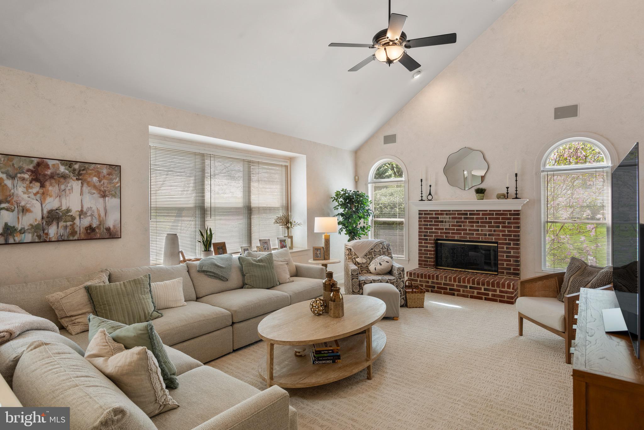 ROSE TREE ESTS - Residential