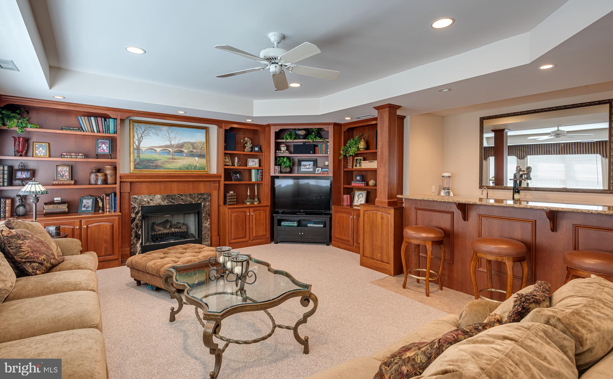 ROSE TREE ESTS - Residential