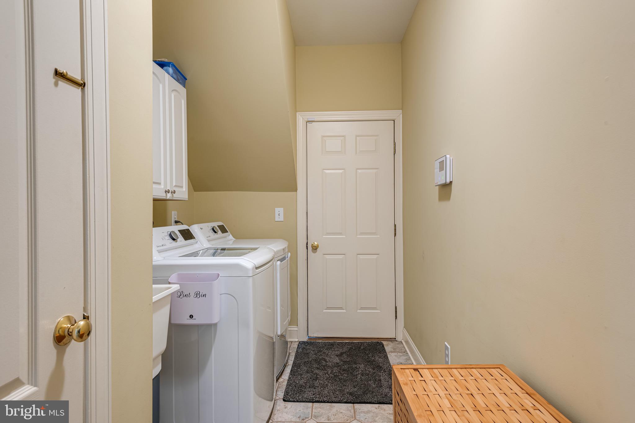 ROSE TREE ESTS - Residential