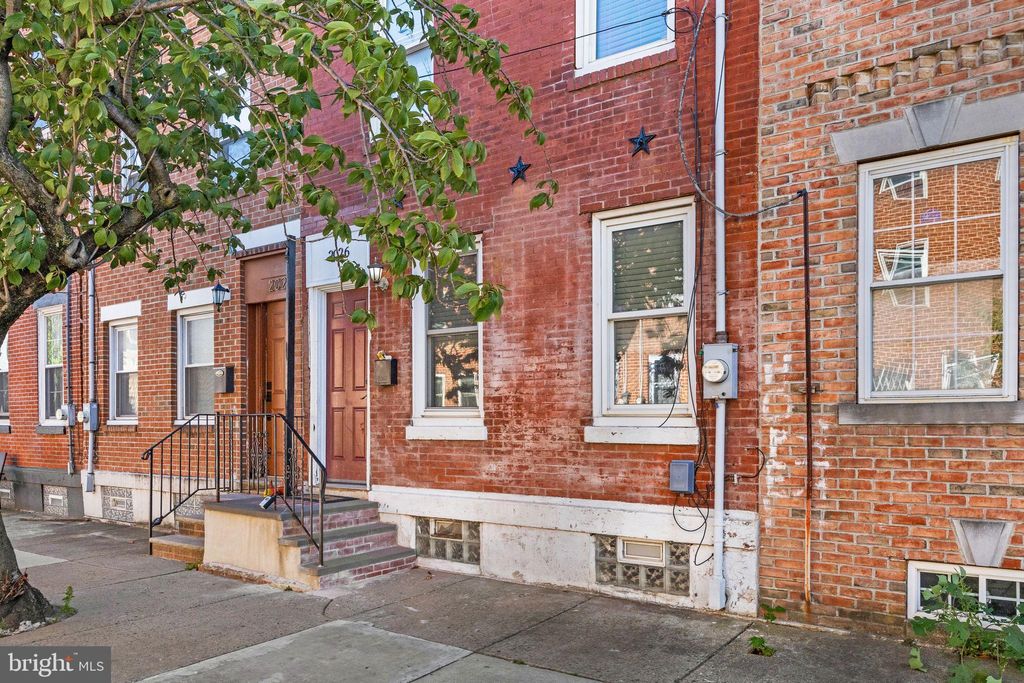 Photo of 2026 Ellsworth Street, PHILADELPHIA, PA 19146 (MLS # PAPH2536778)