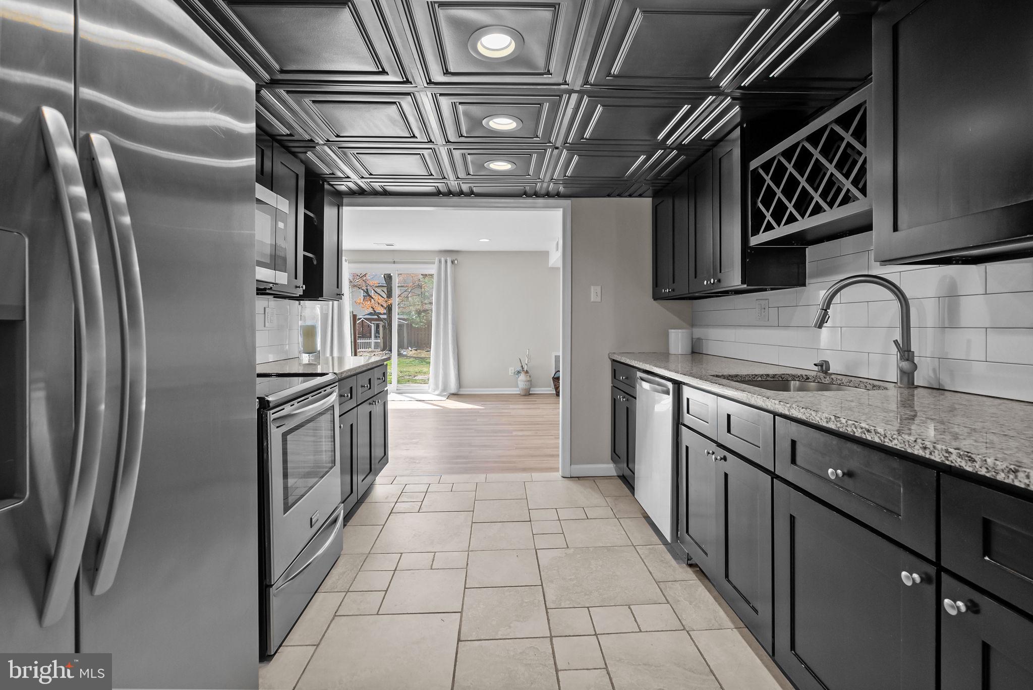 OLDE COLONIAL GREENE - Residential Lease